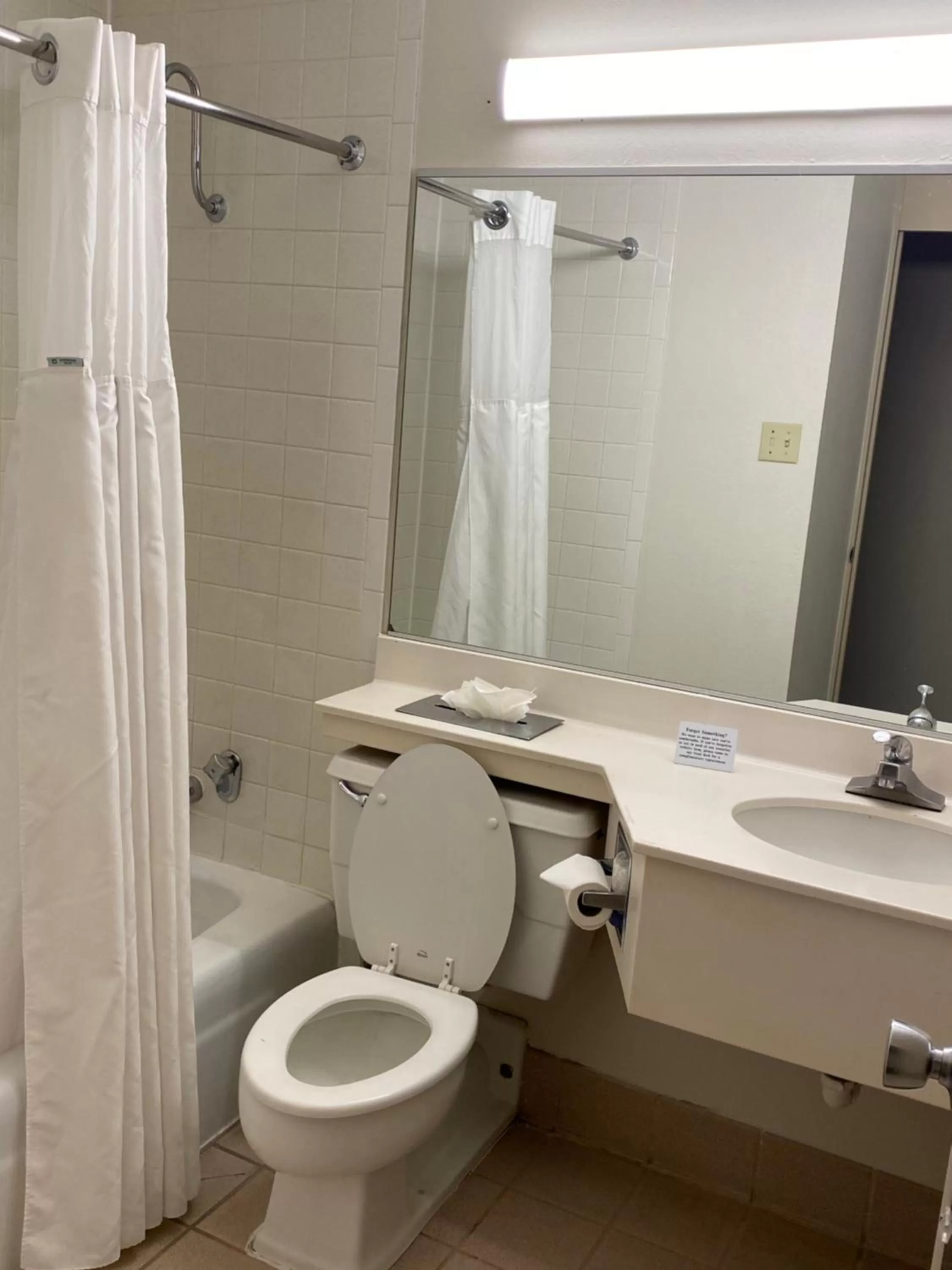 Ramada by Wyndham Albuquerque Midtown