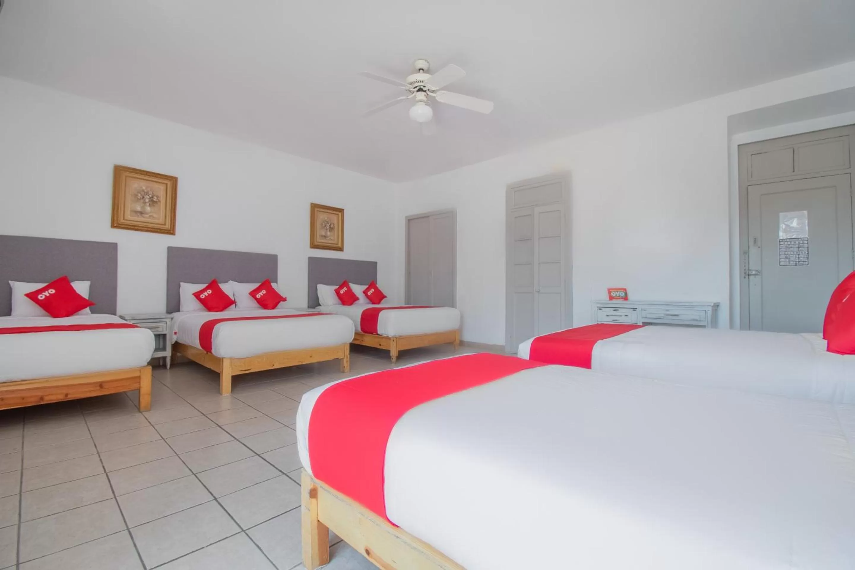 Bedroom, Bed in Hotel Imperial