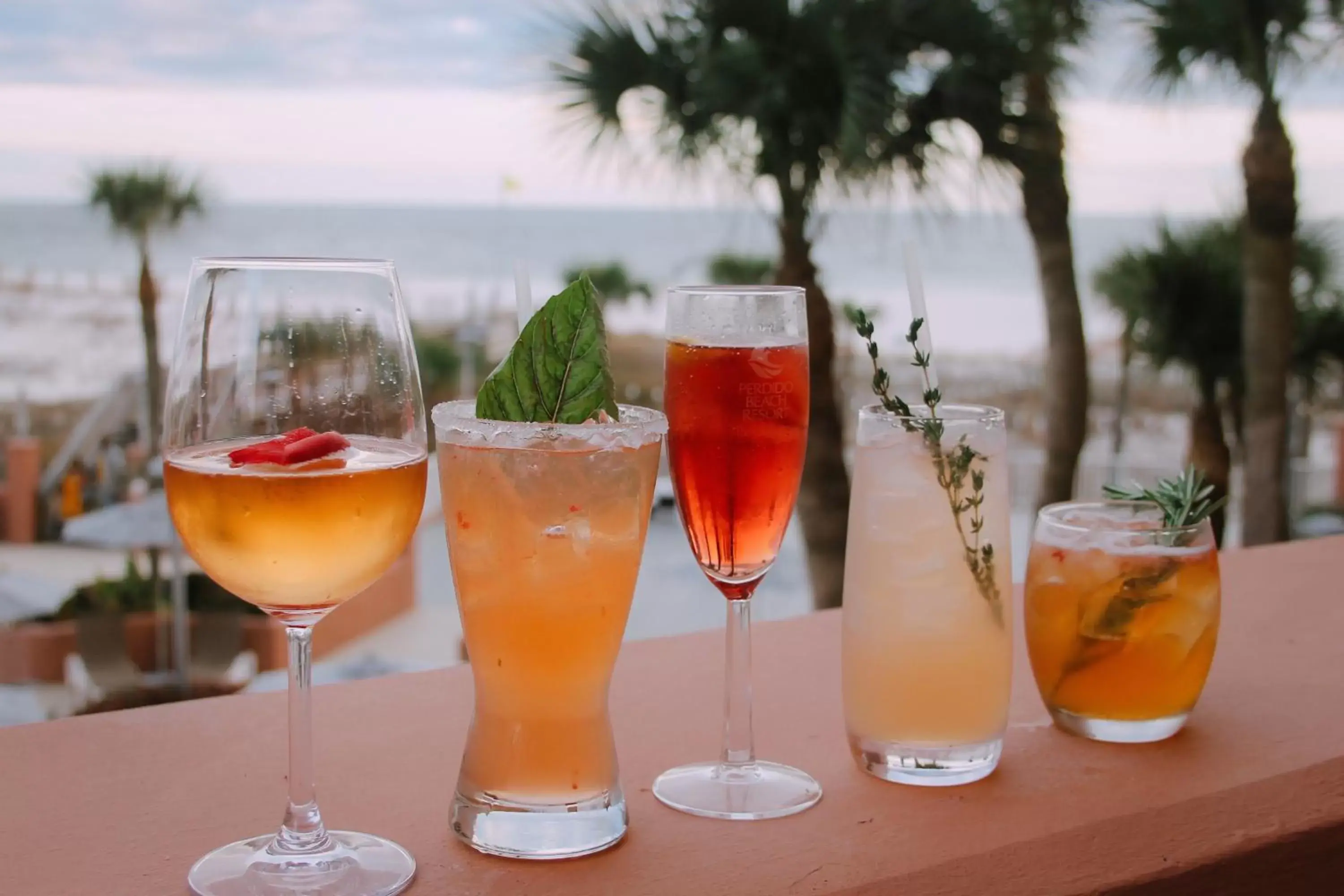 Lounge or bar, Drinks in Perdido Beach Resort