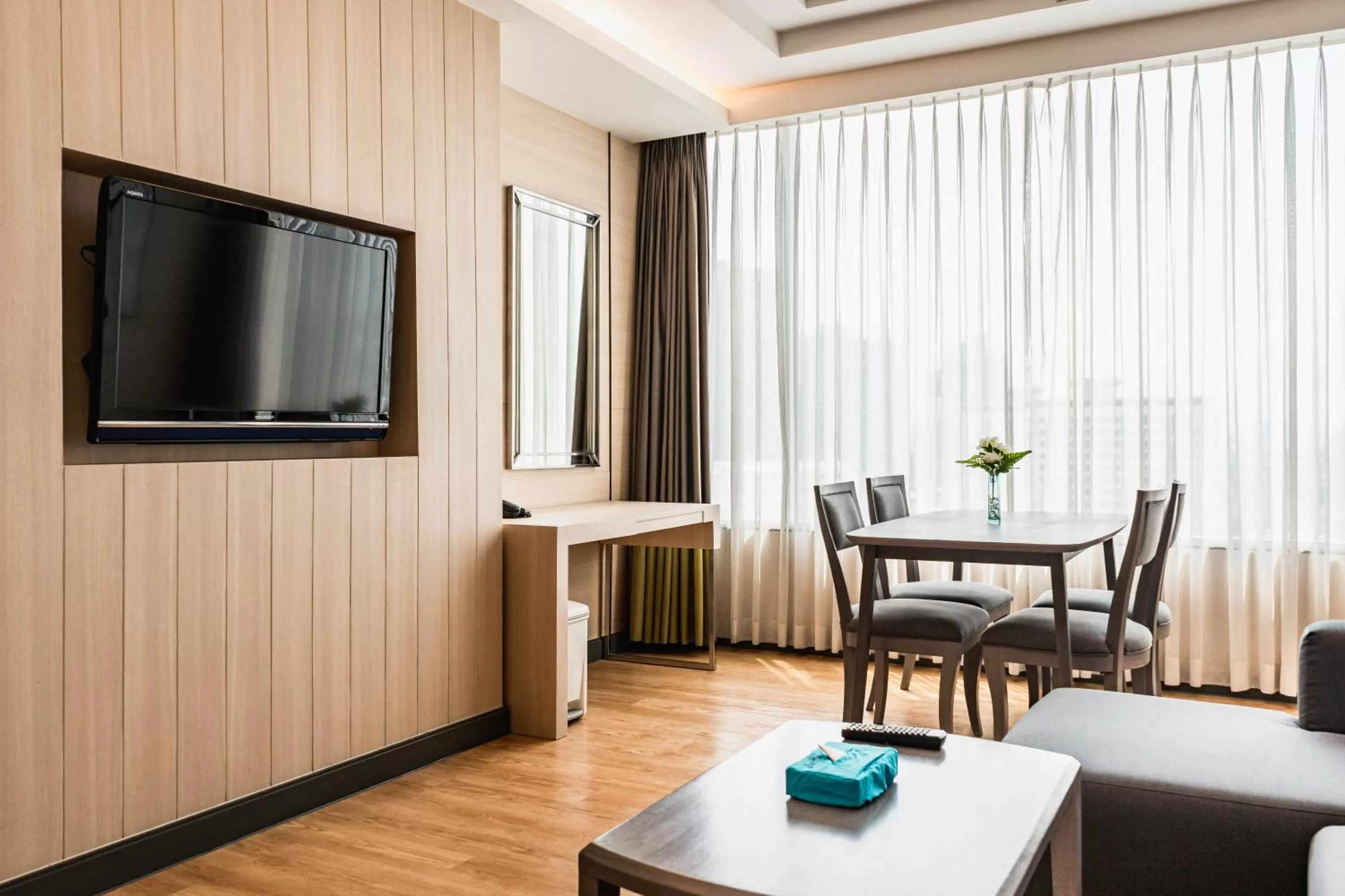 Living room in Jasmine Resort Bangkok