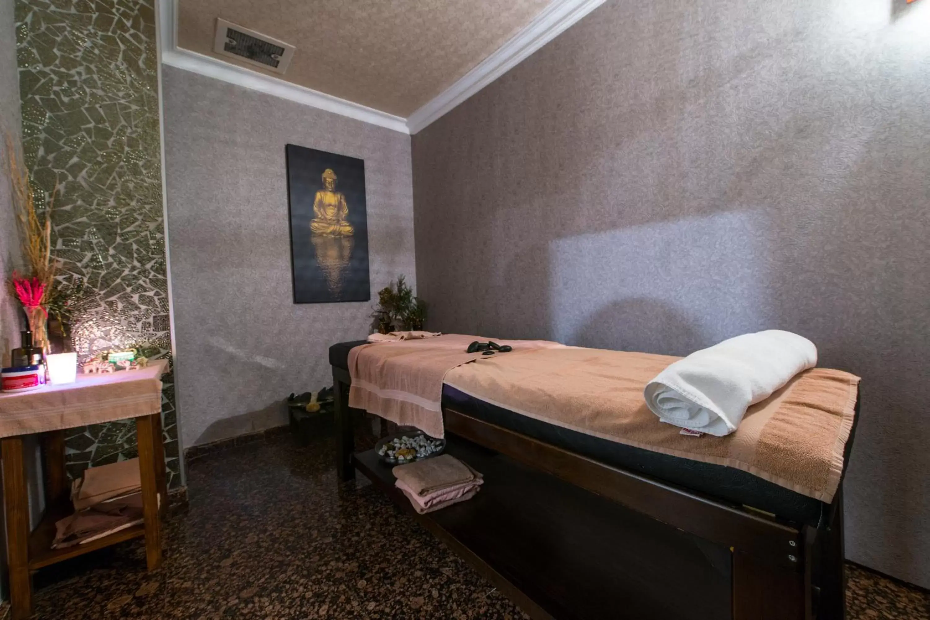Sauna, Bed in Akar International Hotel