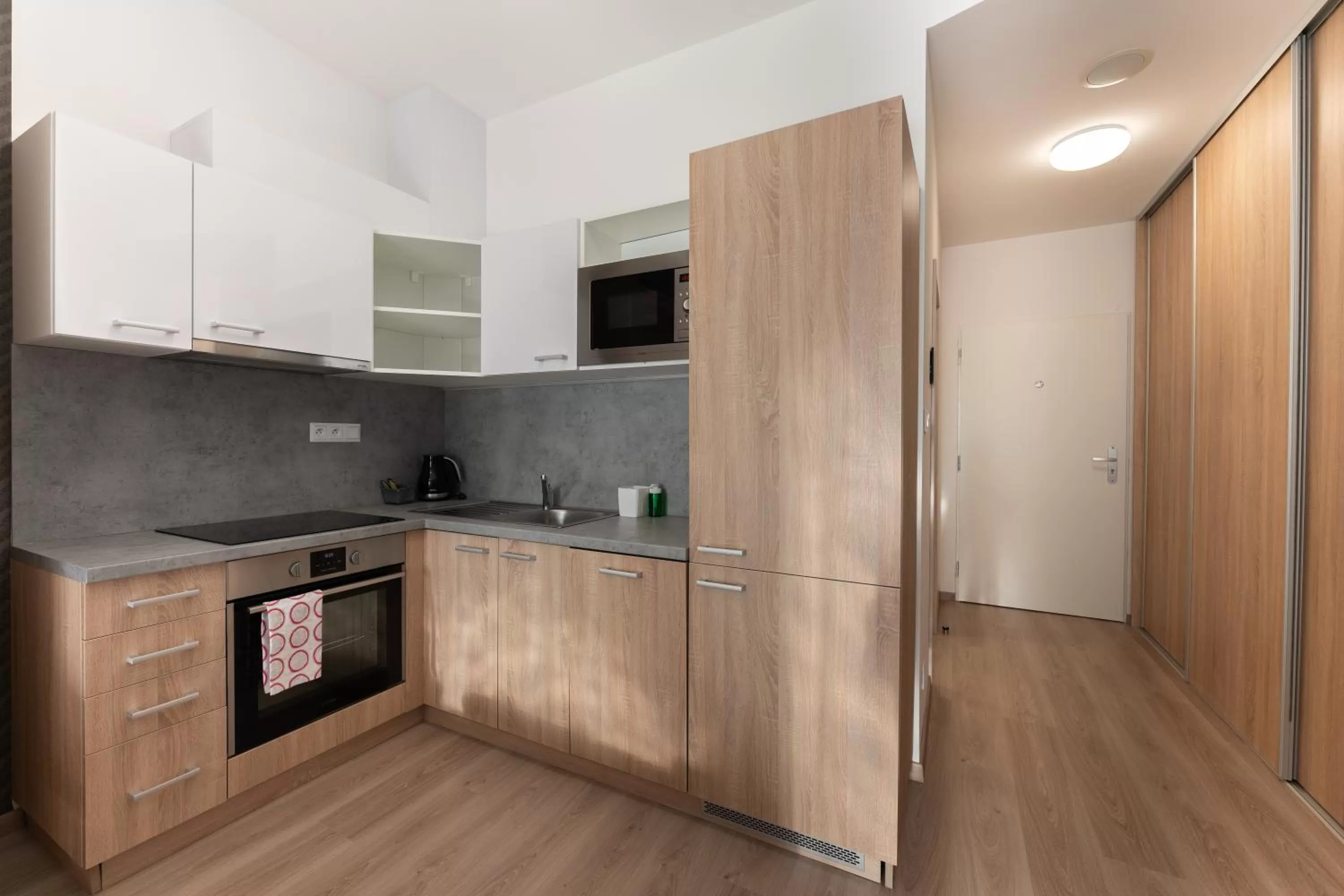 Kitchen or kitchenette in Metropolitan Star Apart Hotel
