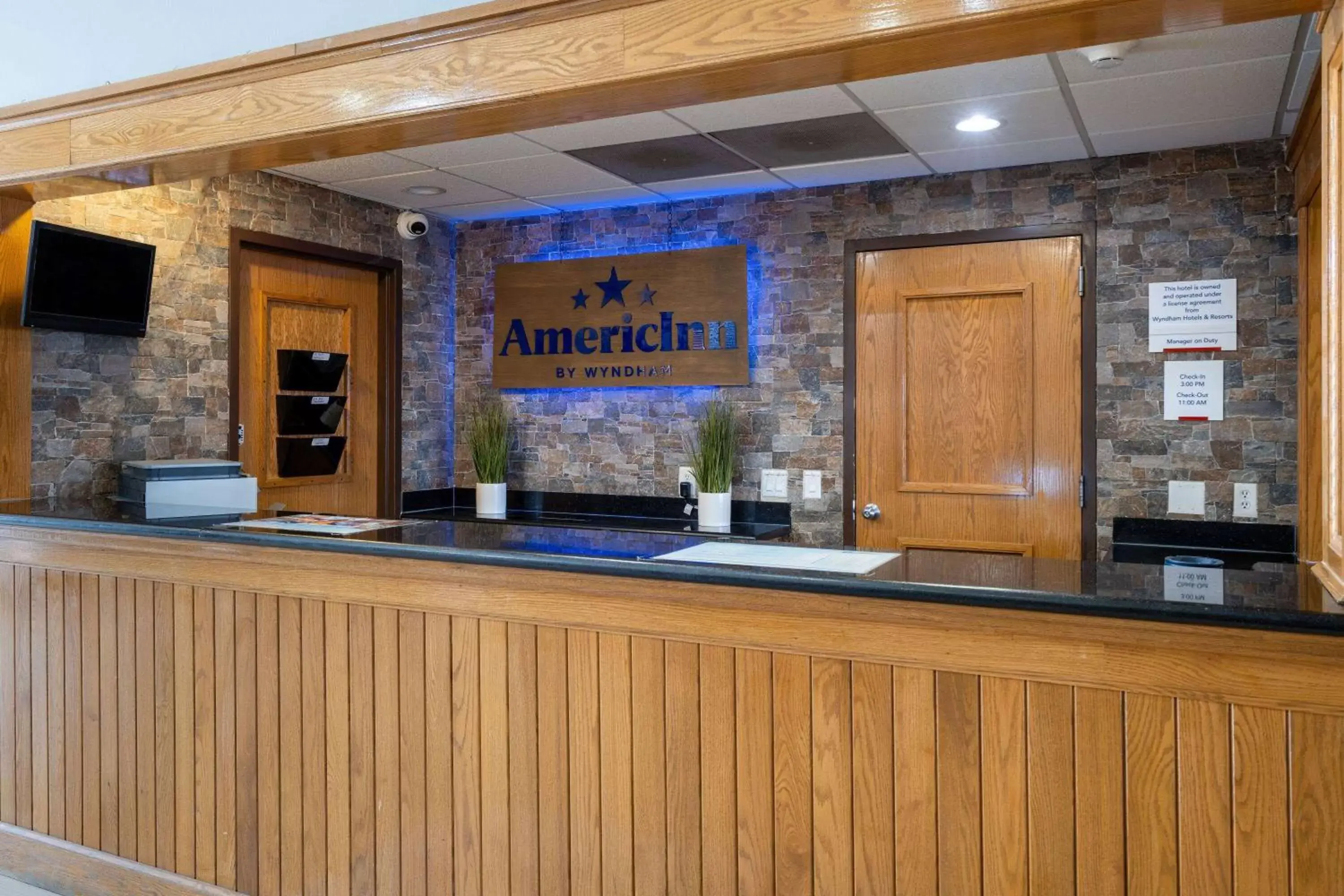 Lobby or reception in AmericInn by Wyndham Cedar Rapids North Lobby or reception in AmericInn by Wyndham Cedar Rapids North