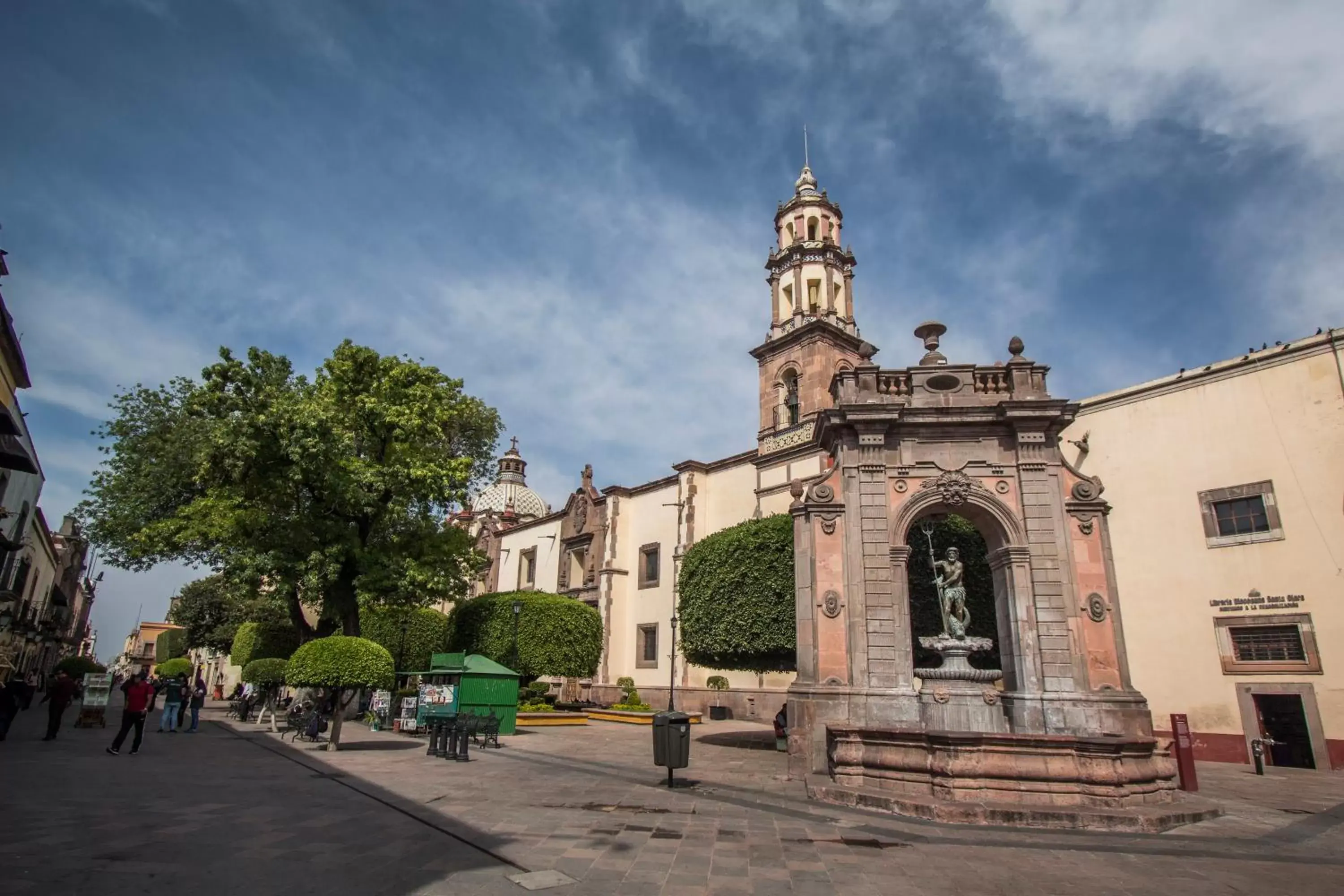 Neighbourhood in Hotel Rio Queretaro