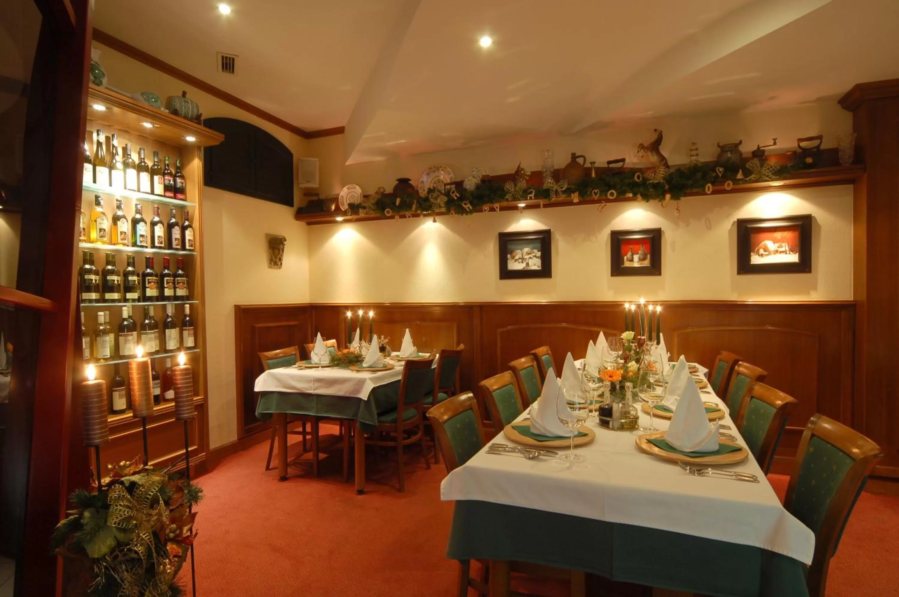 Restaurant/places to eat in Top Penzión Marína