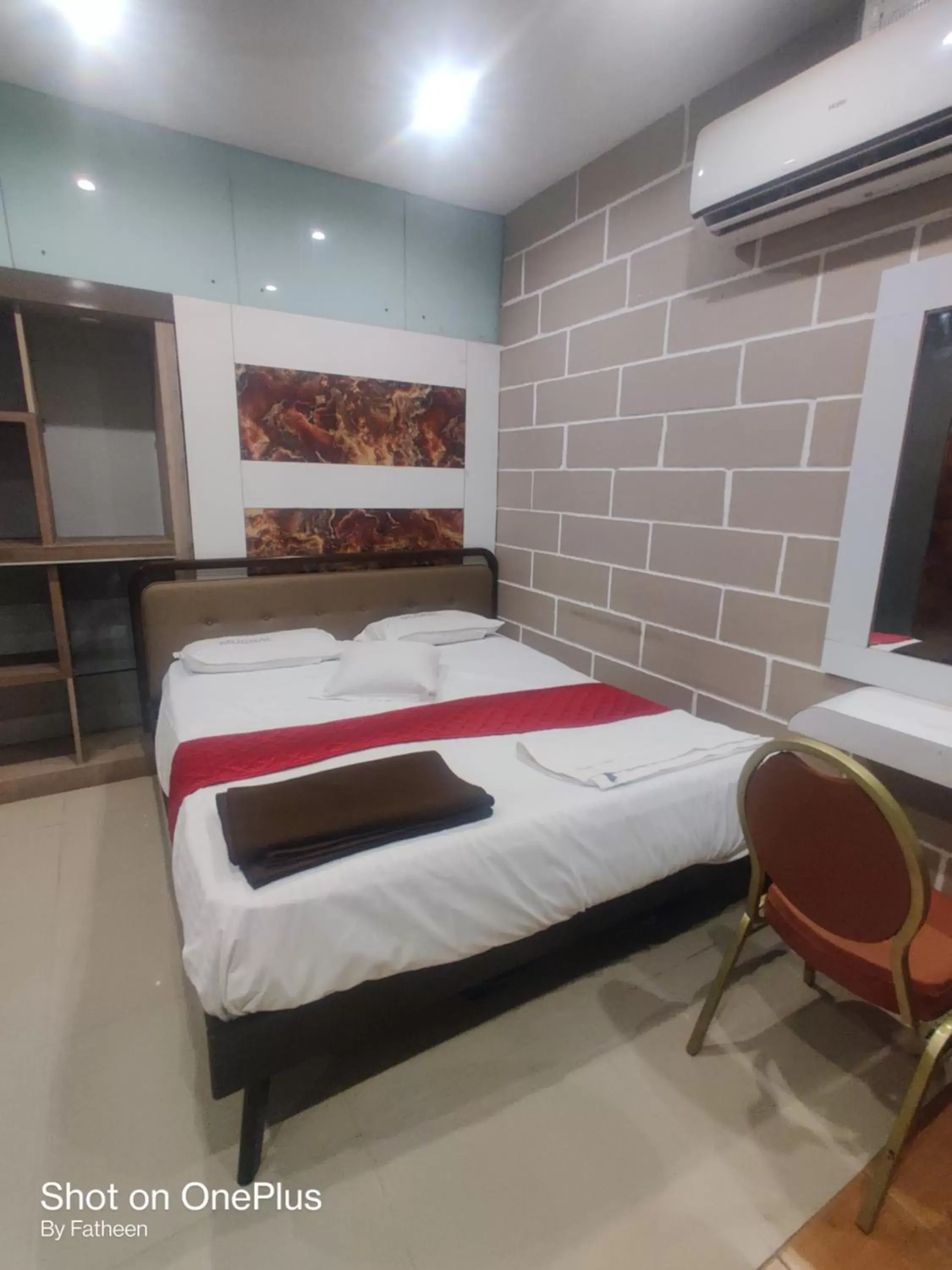 Deluxe King Suite in Royal Mughal Deluxe King Suite in Royal Mughal