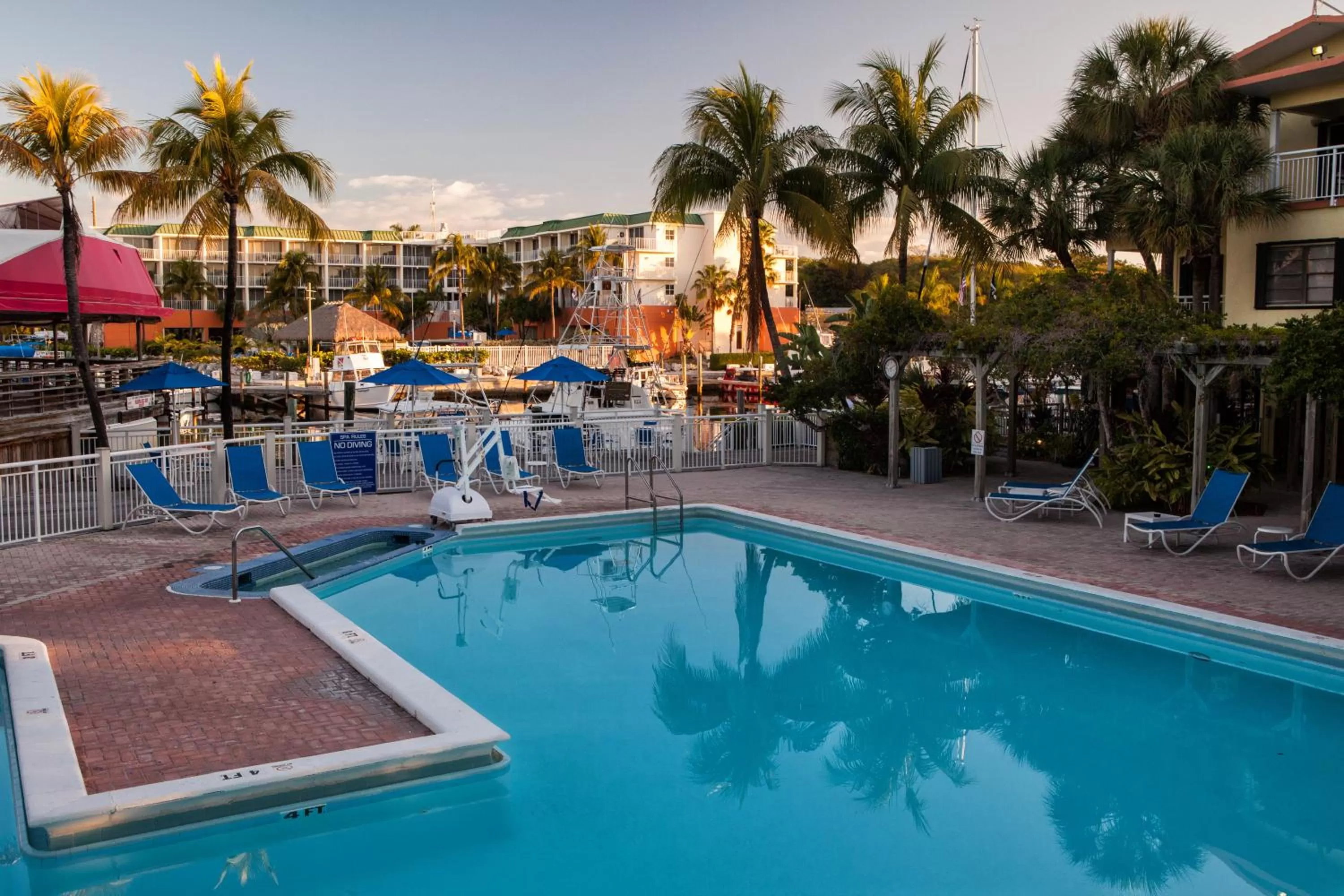 Swimming pool in Marina Del Mar Resort and Marina