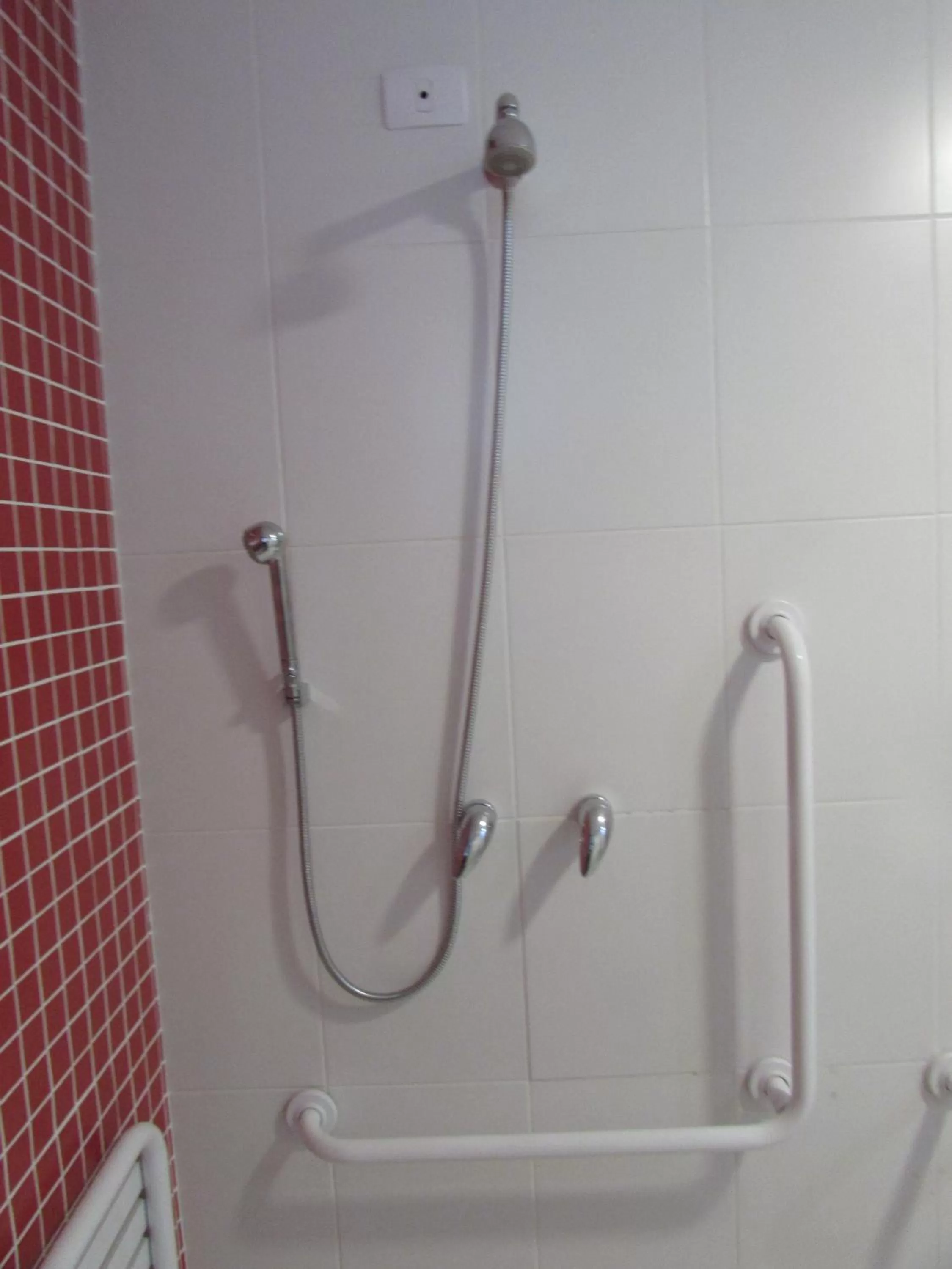 Hotel Urbis a 10 minutos Rua 25 de Março, Brás,Bom Retiro,a 2 minutos do Mirante Sampa Sky