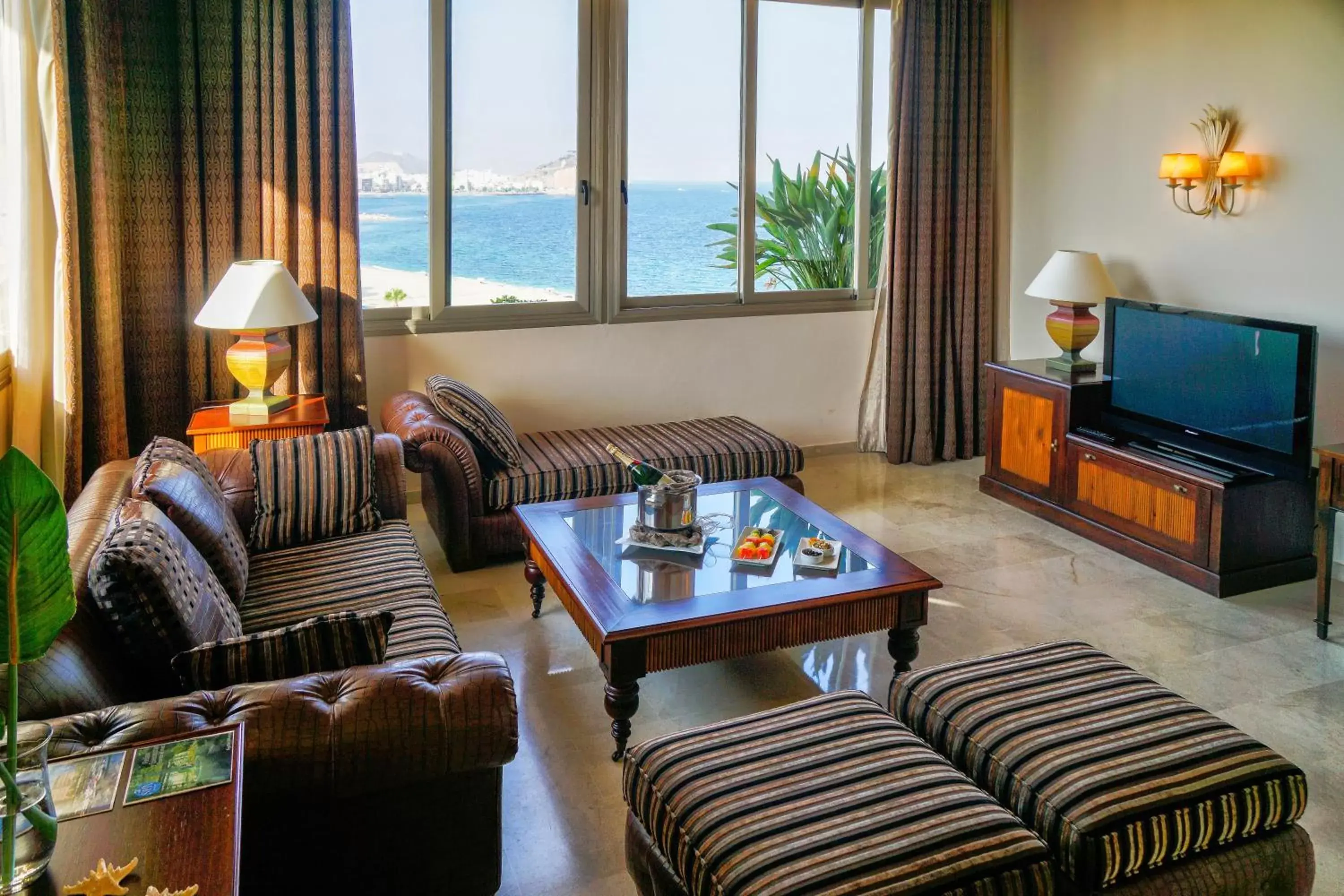 Decorative detail, Seating Area in Hotel Puerto Juan Montiel Spa & Base Nautica