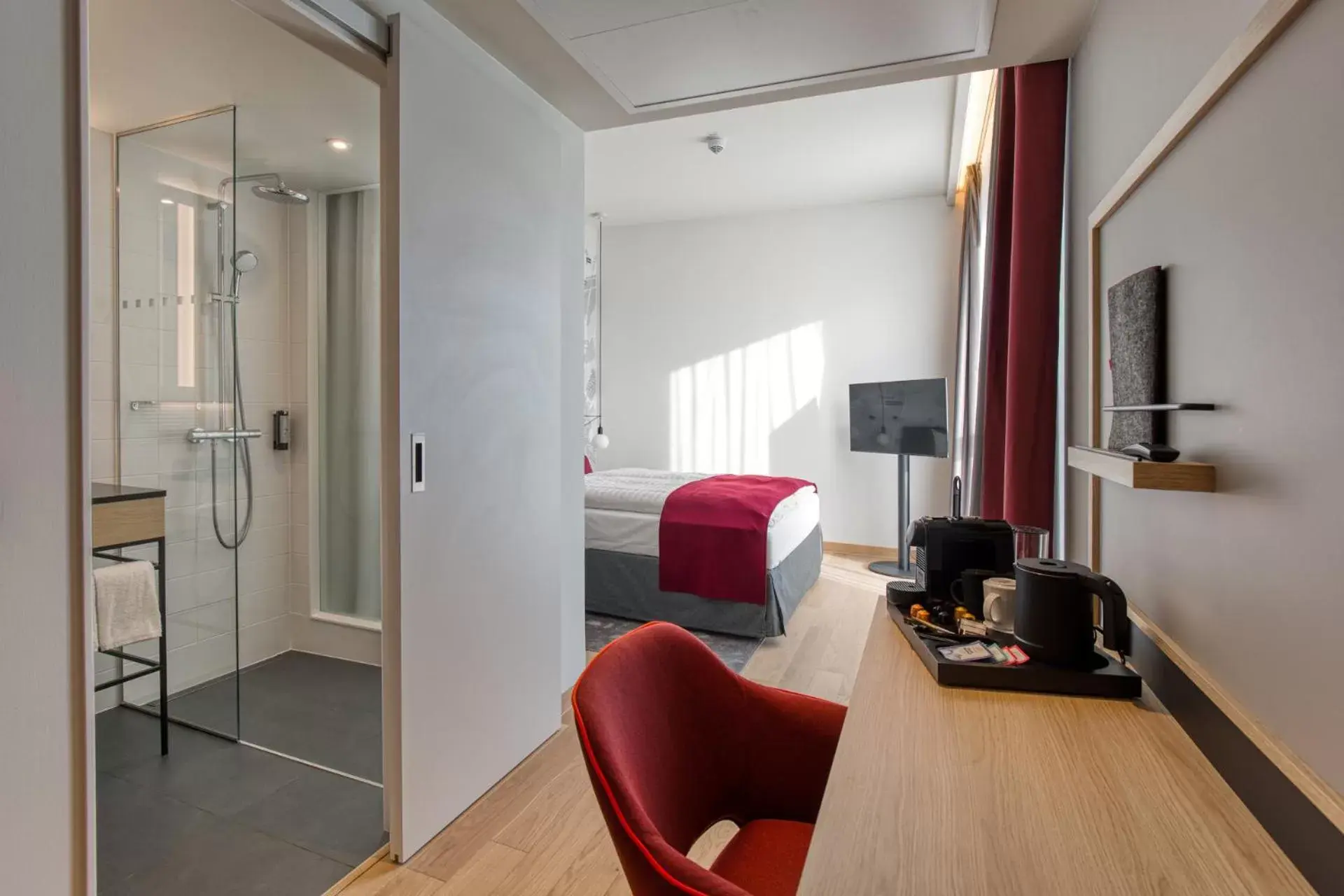 Superior Deluxe Double or Twin Room - single occupancy in IntercityHotel Berlin Airport BER Terminal 1 & 2 Superior Deluxe Double or Twin Room - single occupancy in IntercityHotel Berlin Airport BER Terminal 1 & 2