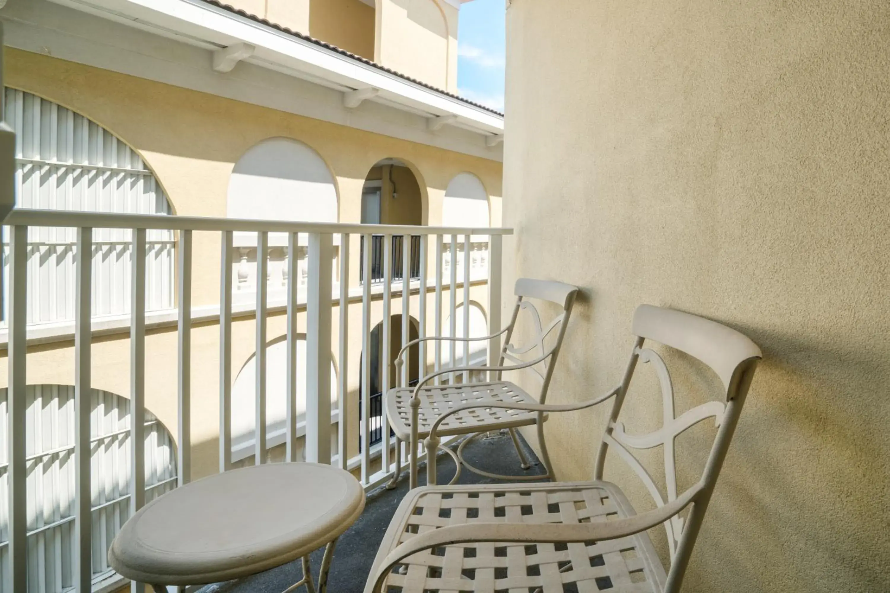 Balcony/Terrace in Palette Resort Myrtle Beach by OYO