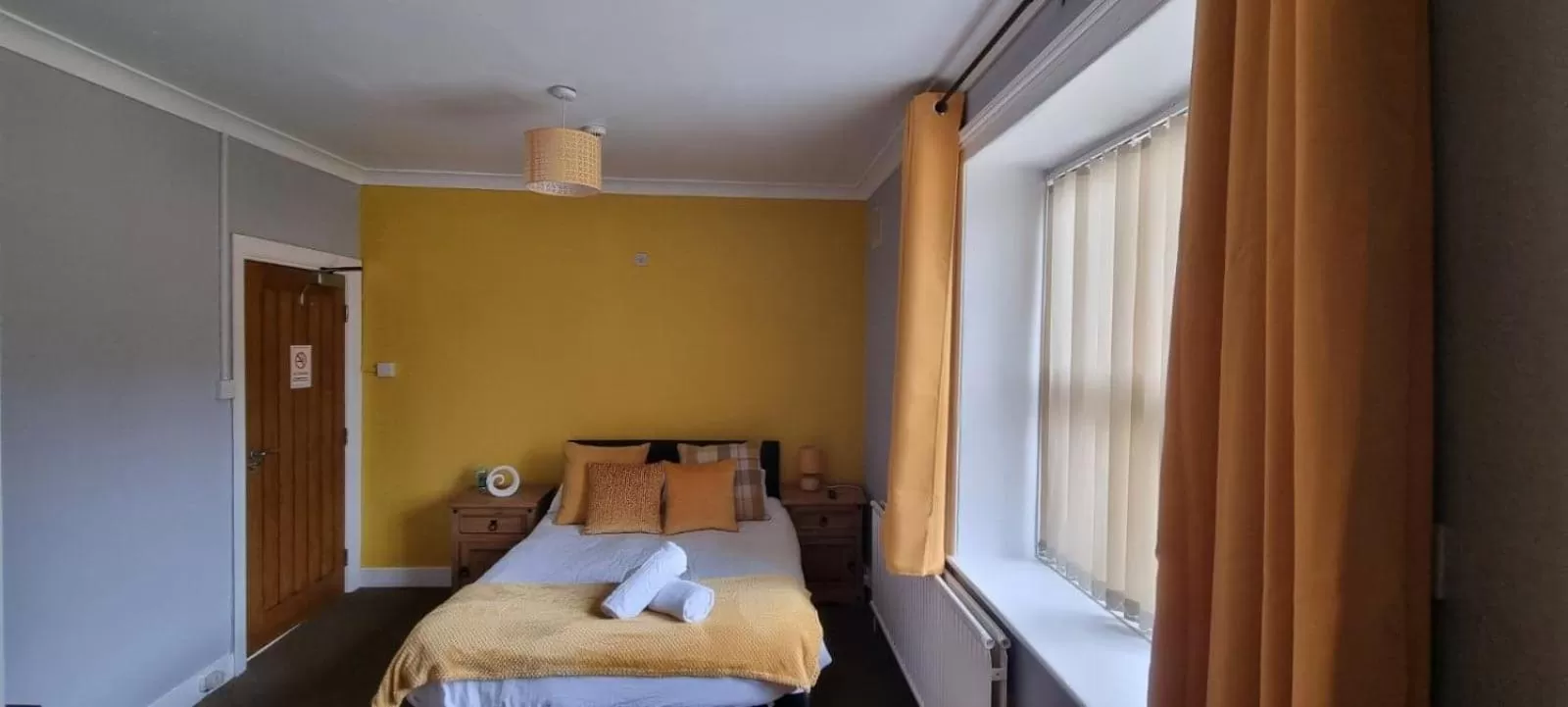 Bed in The Wheatsheaf Hotel