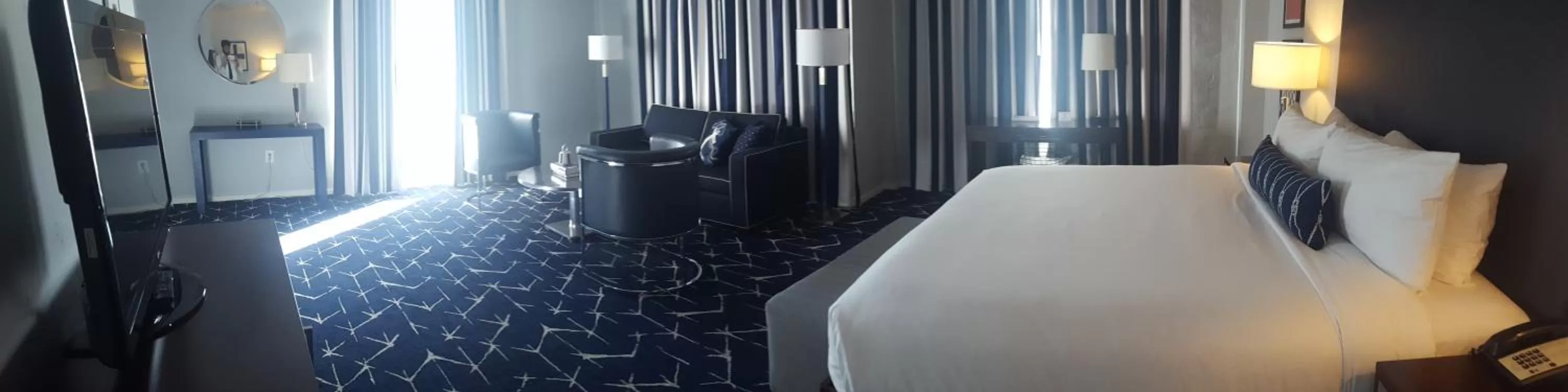 Bedroom, Bed in Albion Hotel