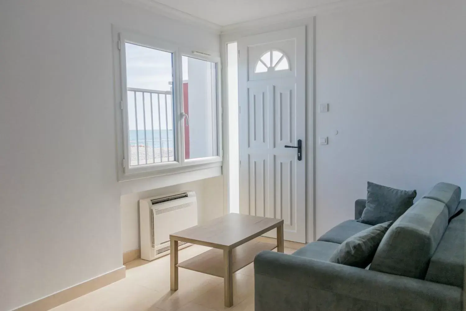 Seating Area in Hotel et Appartements Reine D'Azur