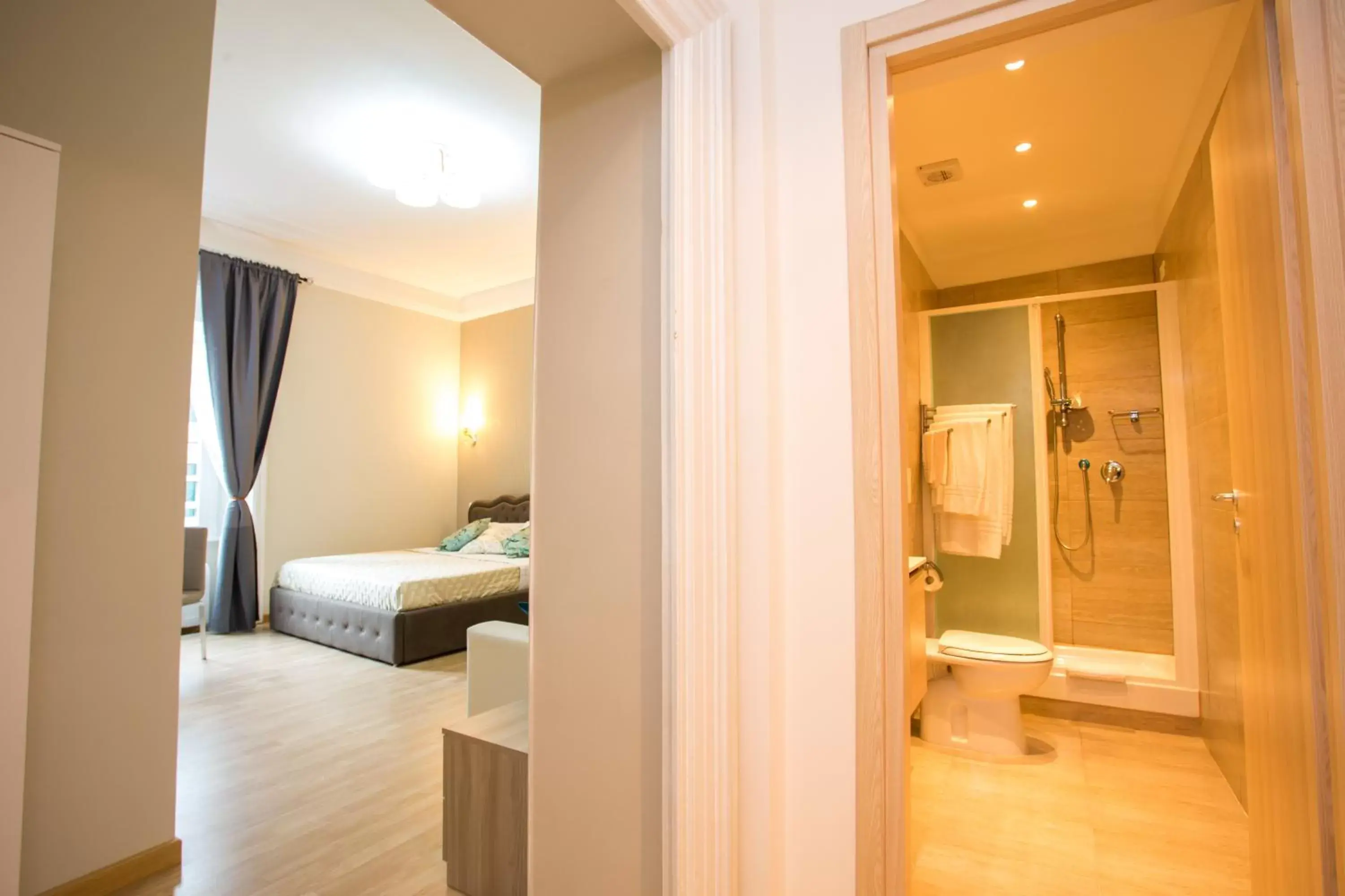 Shower, Bathroom in BQ House Castello Luxury Rooms