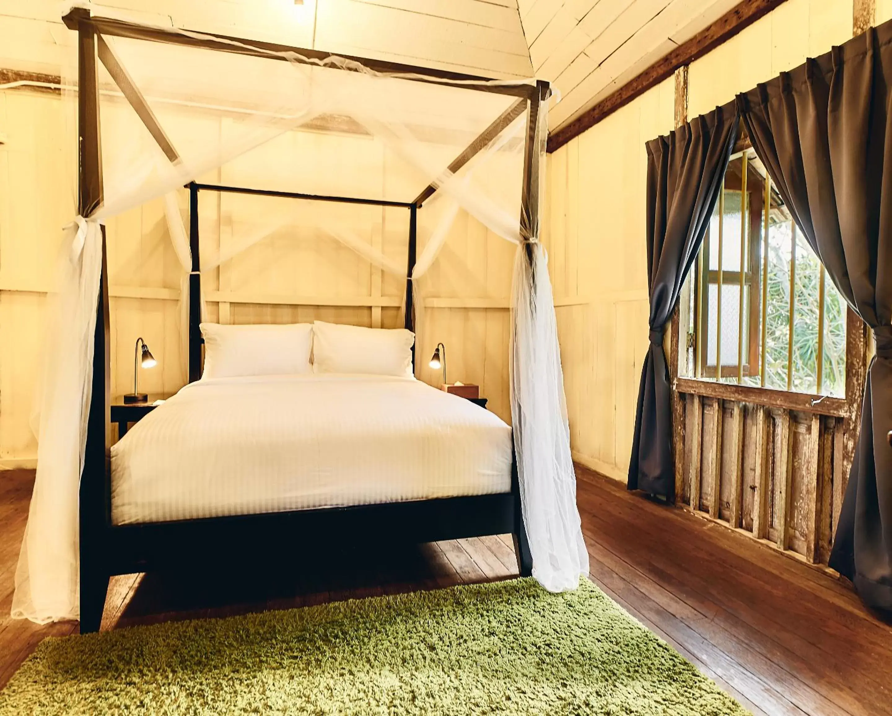 Bedroom, Bed in Temple Tree Resort