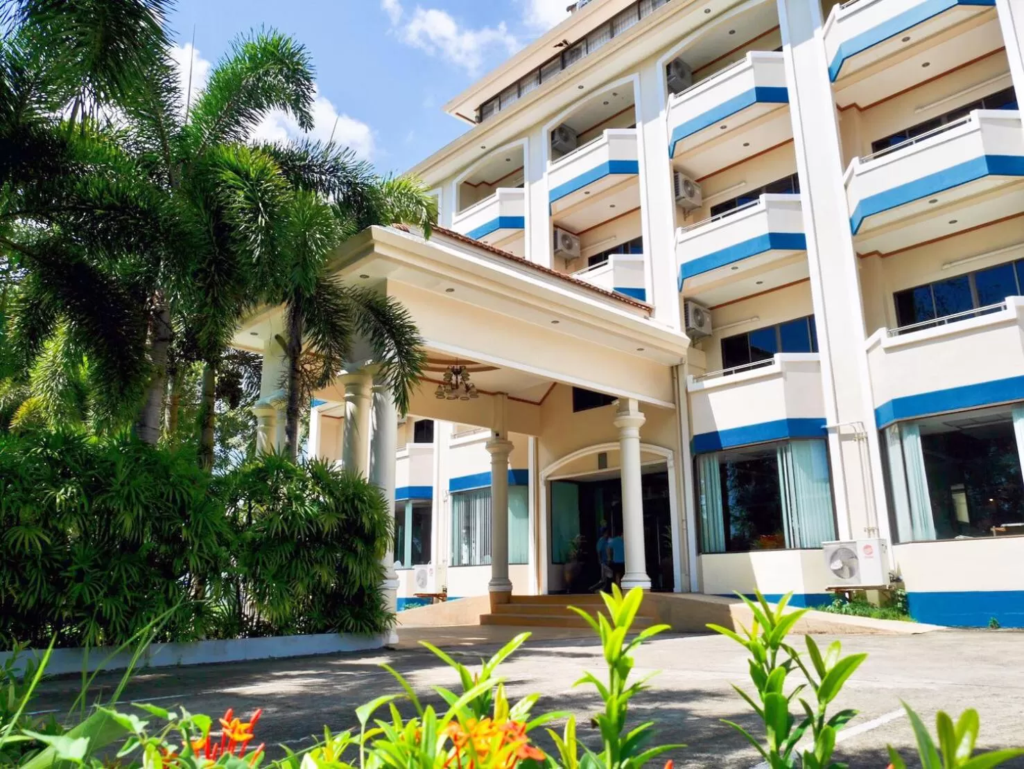 Krabi Golden Hill Hotel