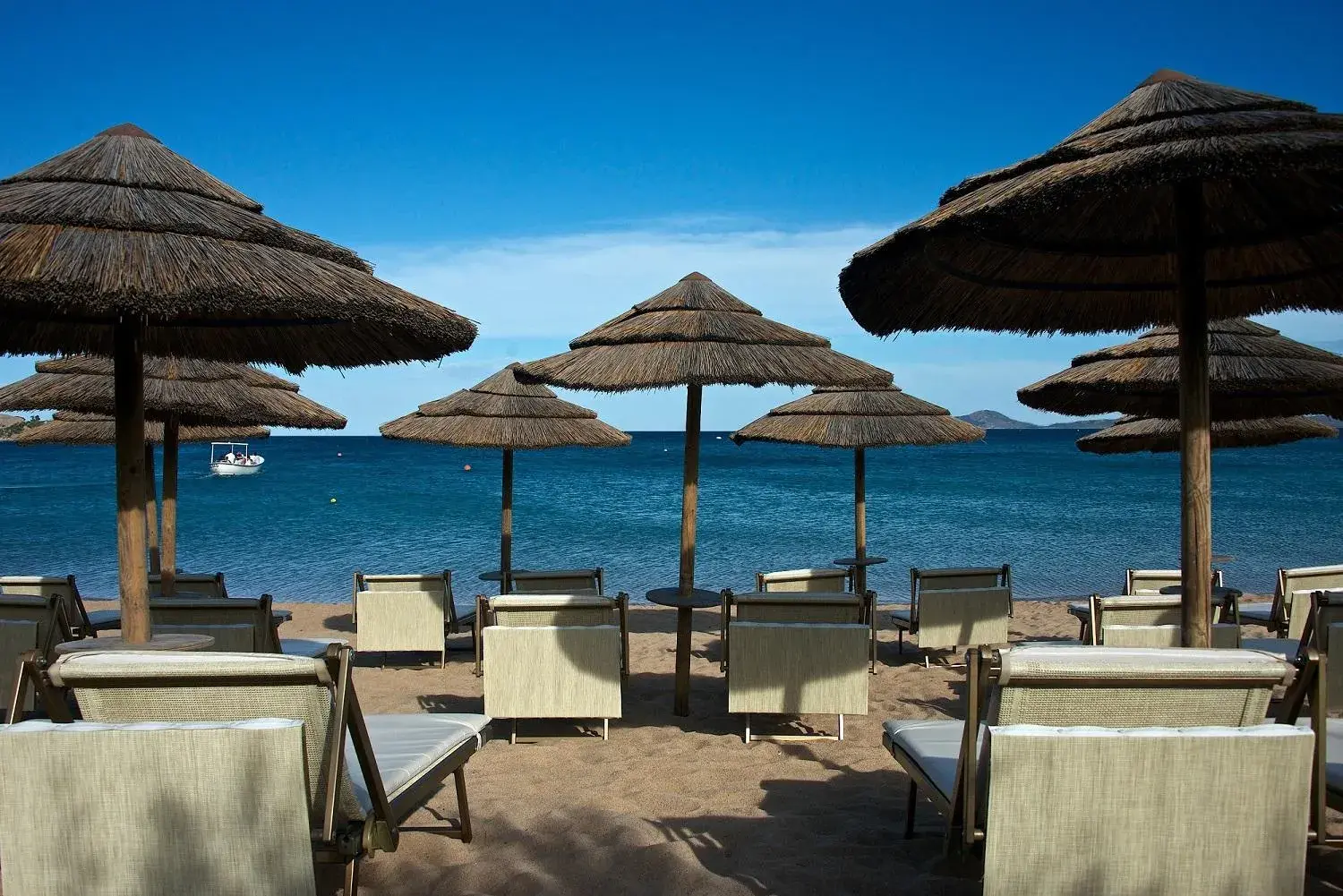 Beach in L'Ea Bianca Luxury Resort