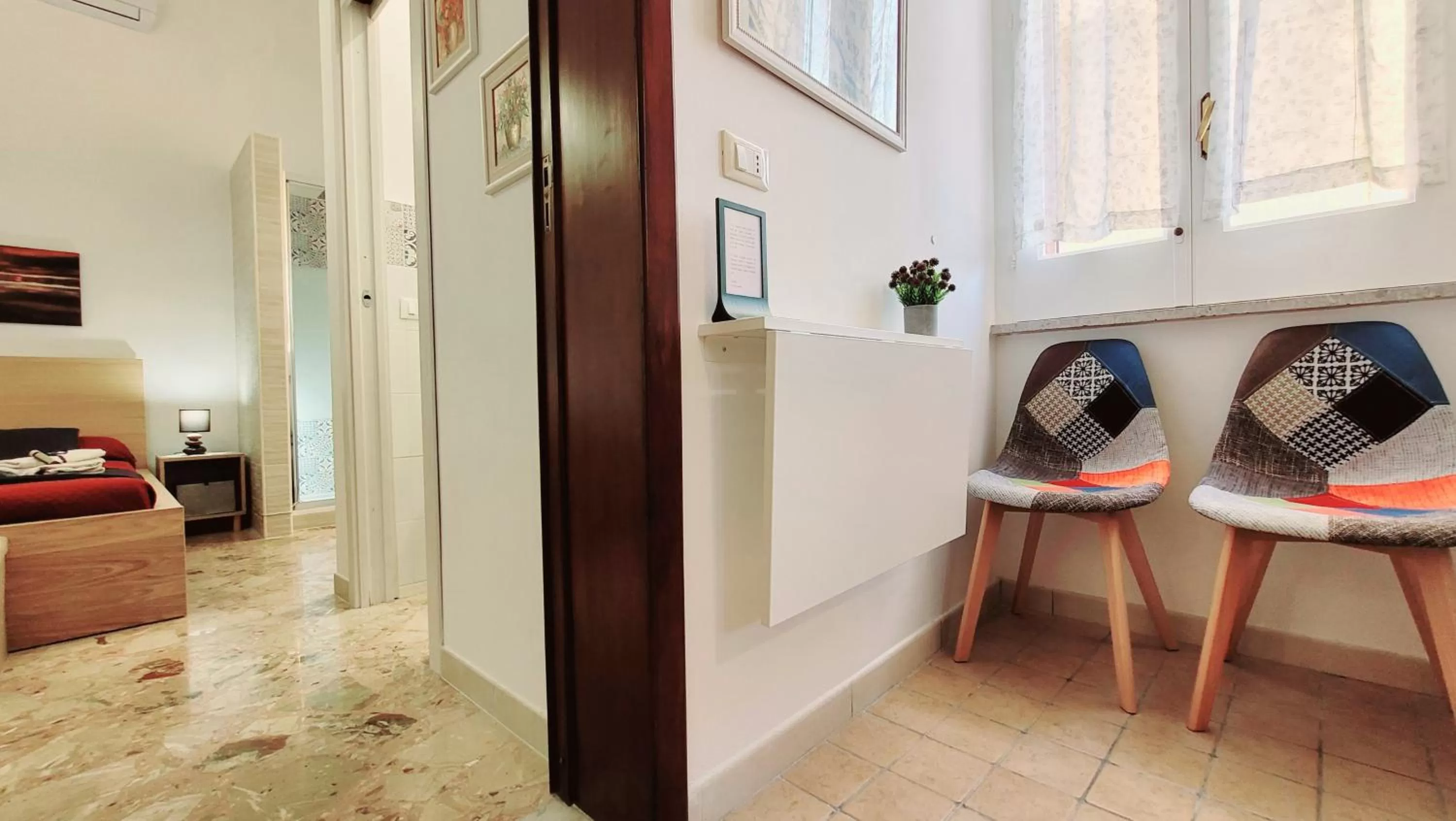 Living room, Bed in Zanzi 's Charming Rooms