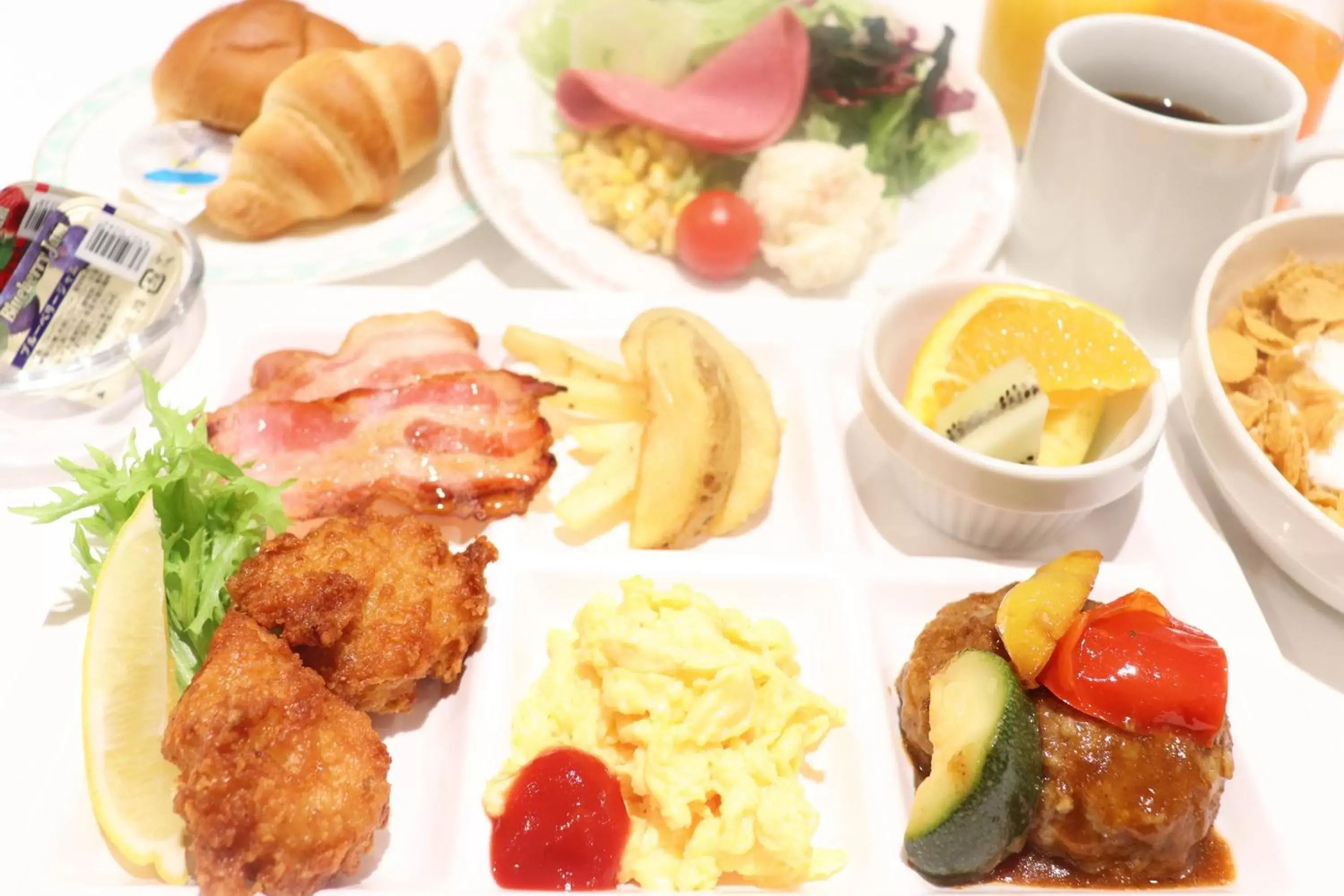 Breakfast, Food in Daiwa Roynet Hotel Numazu