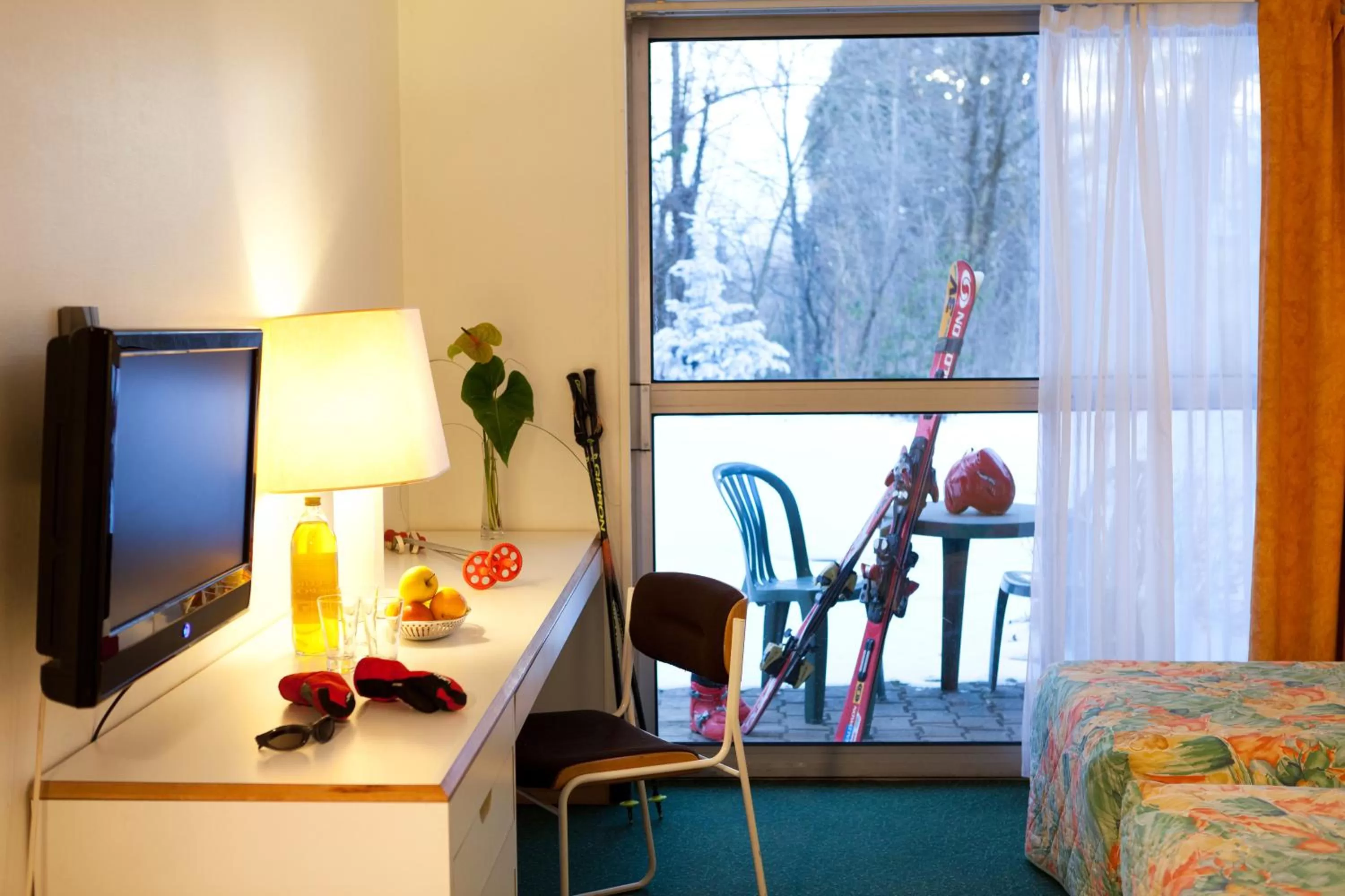 Photo of the whole room, Bed in Hôtel Restaurant Pavillon Carina