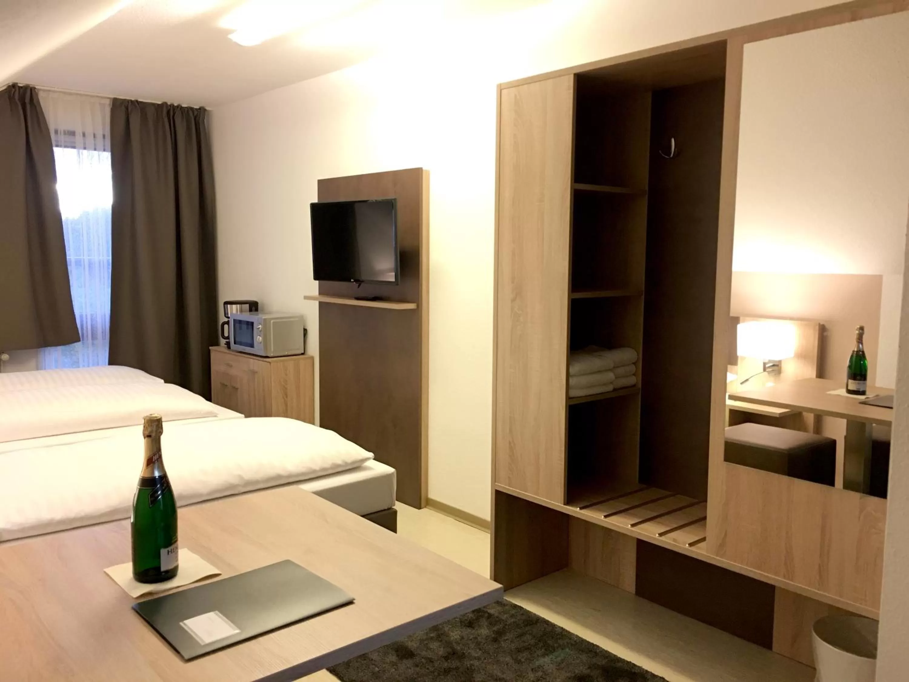 Photo of the whole room, Bed in Hana Aparthotel