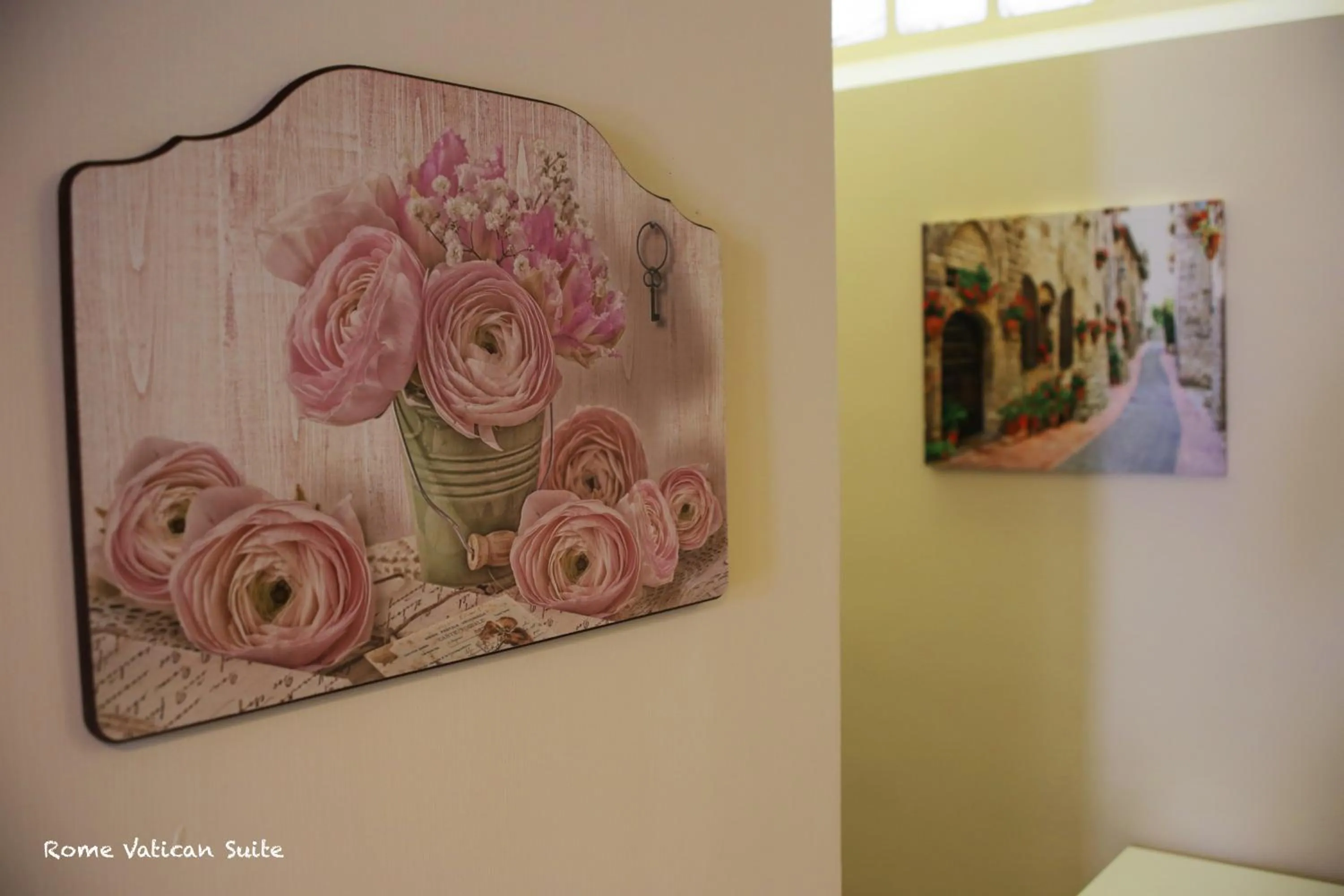 Decorative detail in Rome Vatican Suite