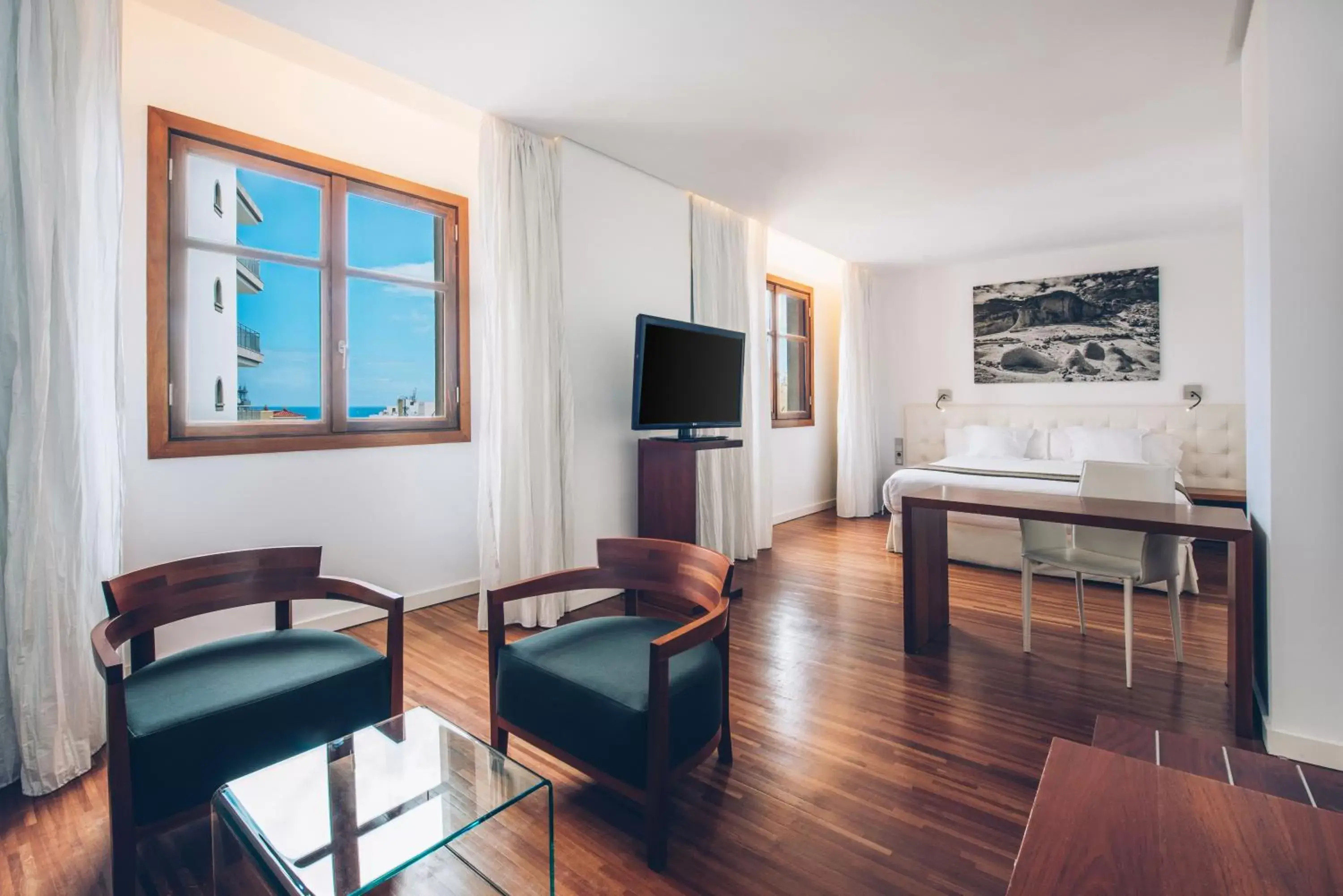 Bedroom, Seating Area in Iberostar Heritage Grand Mencey