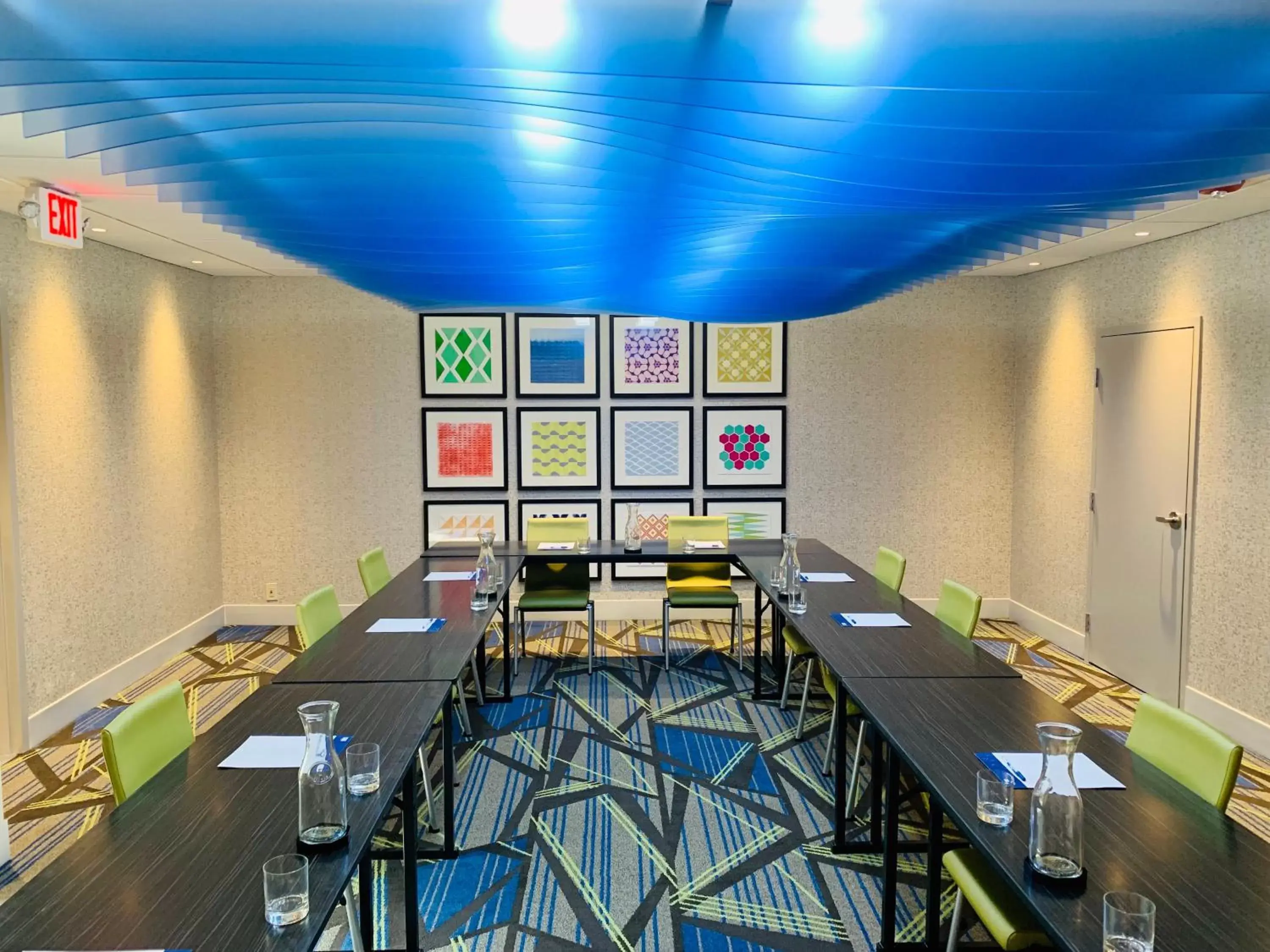 Meeting/conference room in Holiday Inn Express Tallahassee, an IHG Hotel