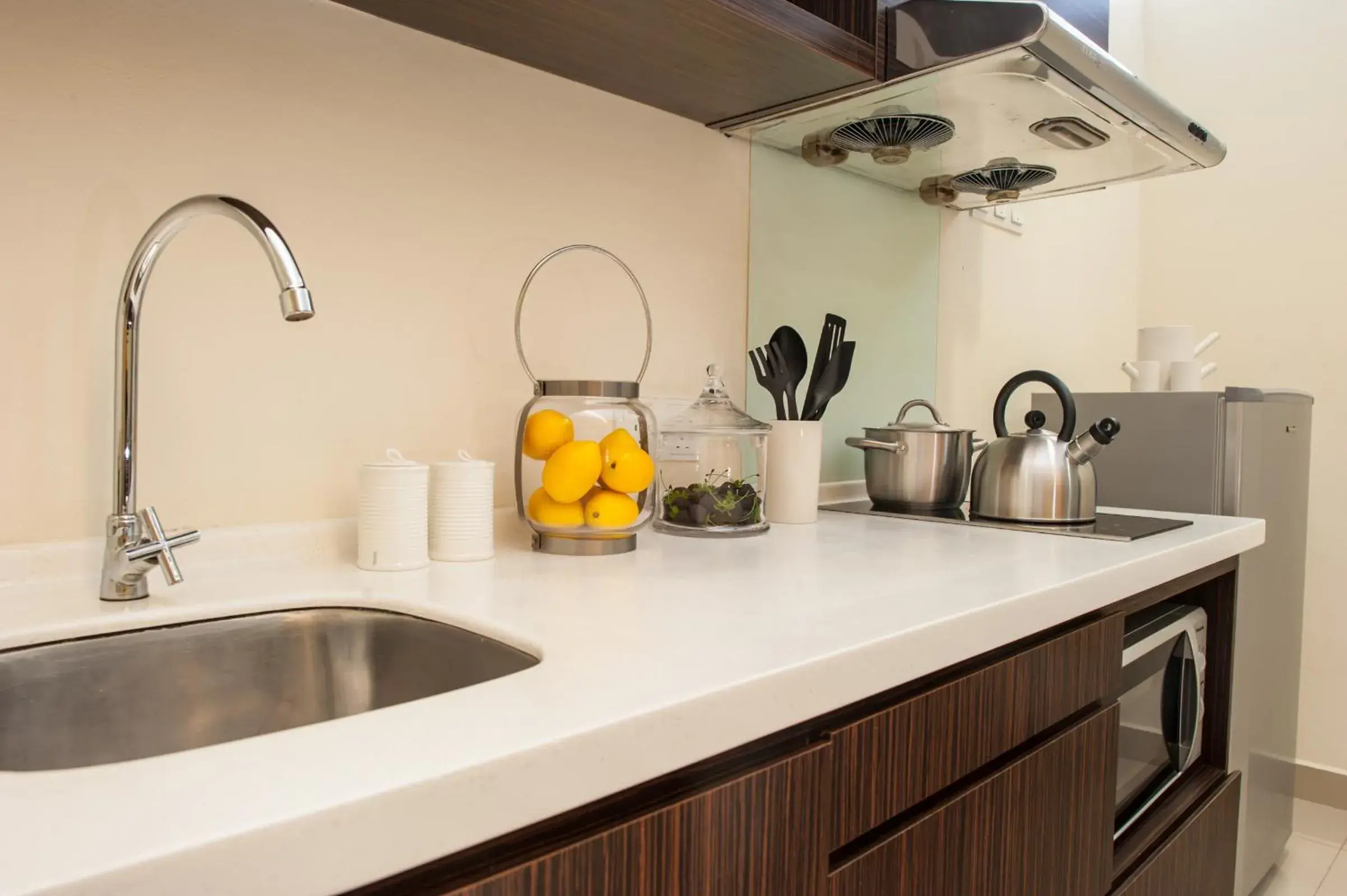 Kitchen or kitchenette, Kitchen/Kitchenette in Fahrenheit Suites Bukit Bintang, Kuala Lumpur