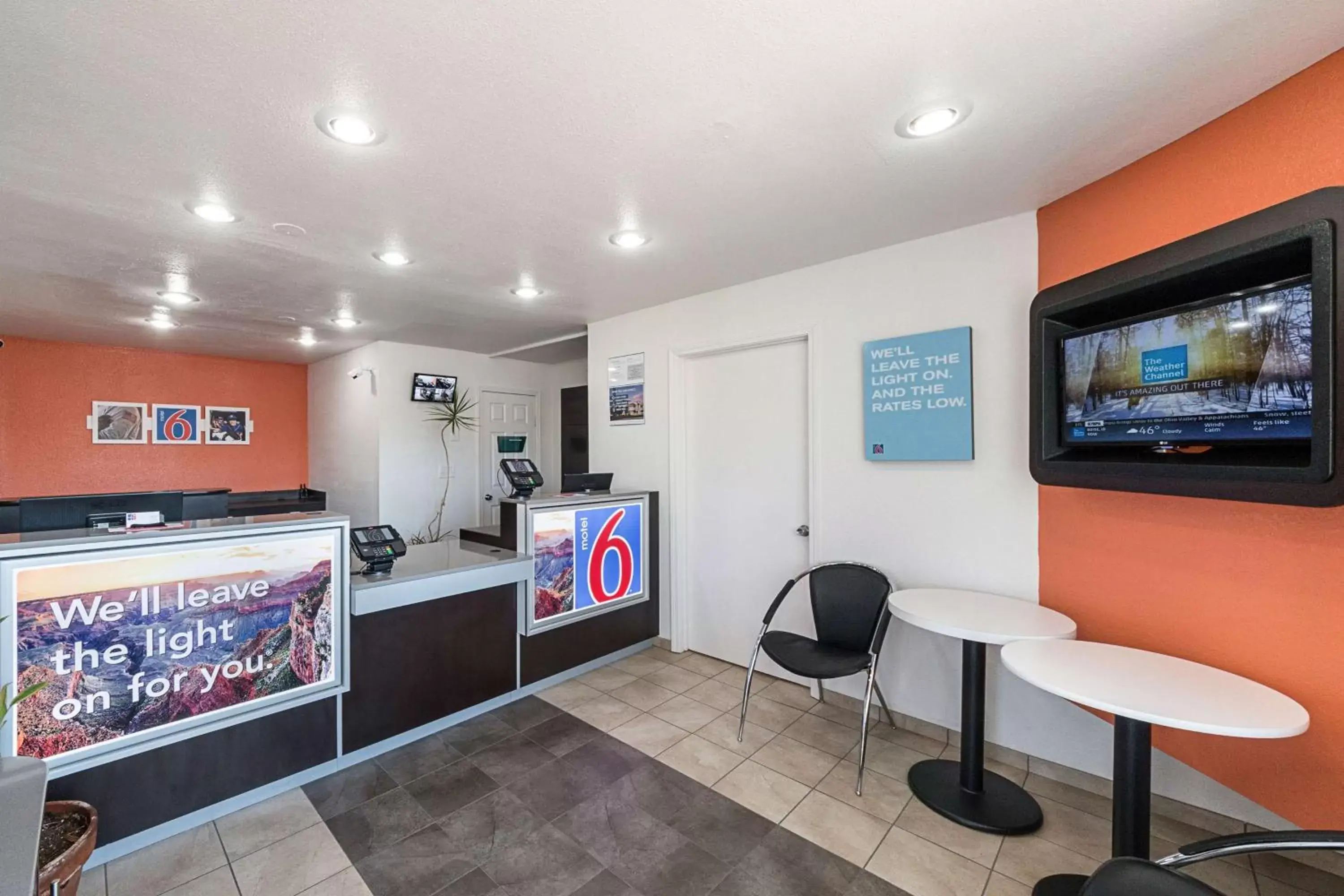 Lobby or reception, Lounge/Bar in Motel 6-Mcallen, TX