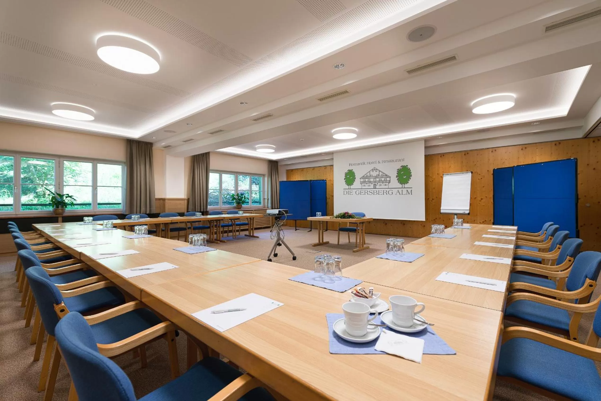Business facilities in Romantik Hotel Die Gersberg Alm mit Panoramablick auf Salzburg