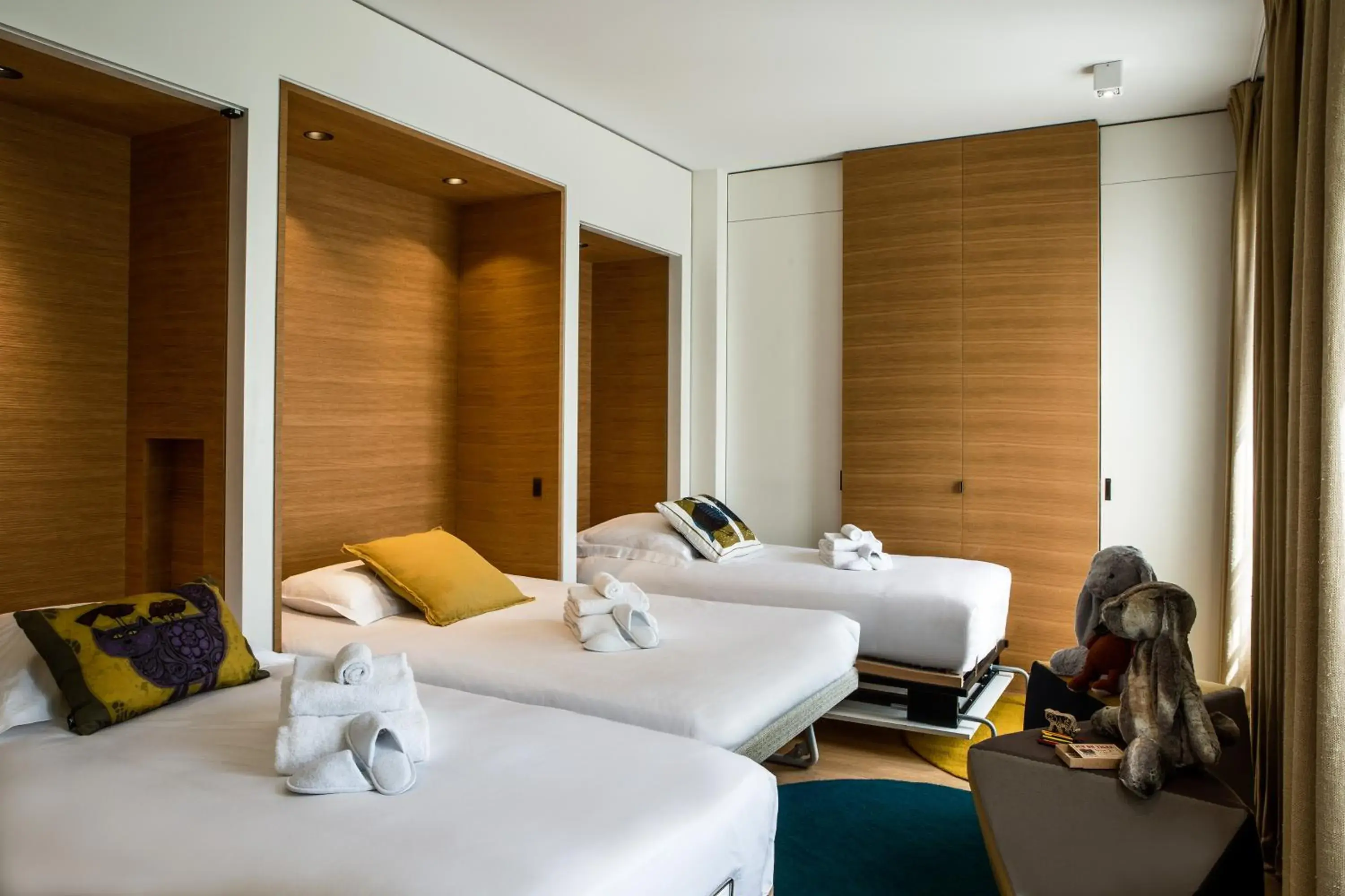 Bedroom in Hotel Marignan Champs-Elysées
