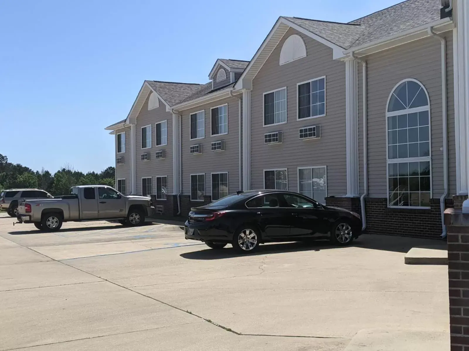 Property Building in Heritage Inn and Suites