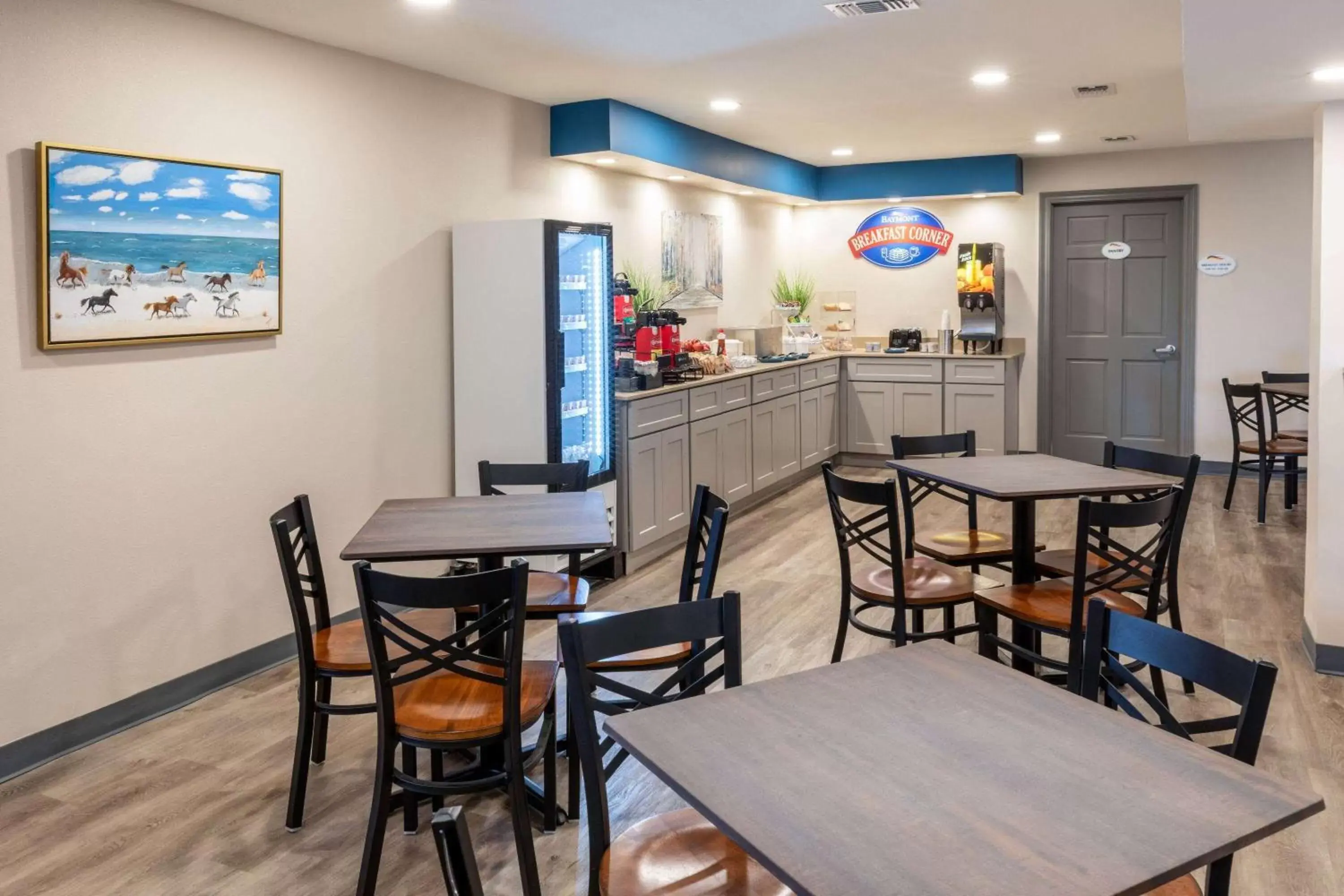 Breakfast, Restaurant/Places to Eat in Baymont by Wyndham Biloxi - Ocean Springs