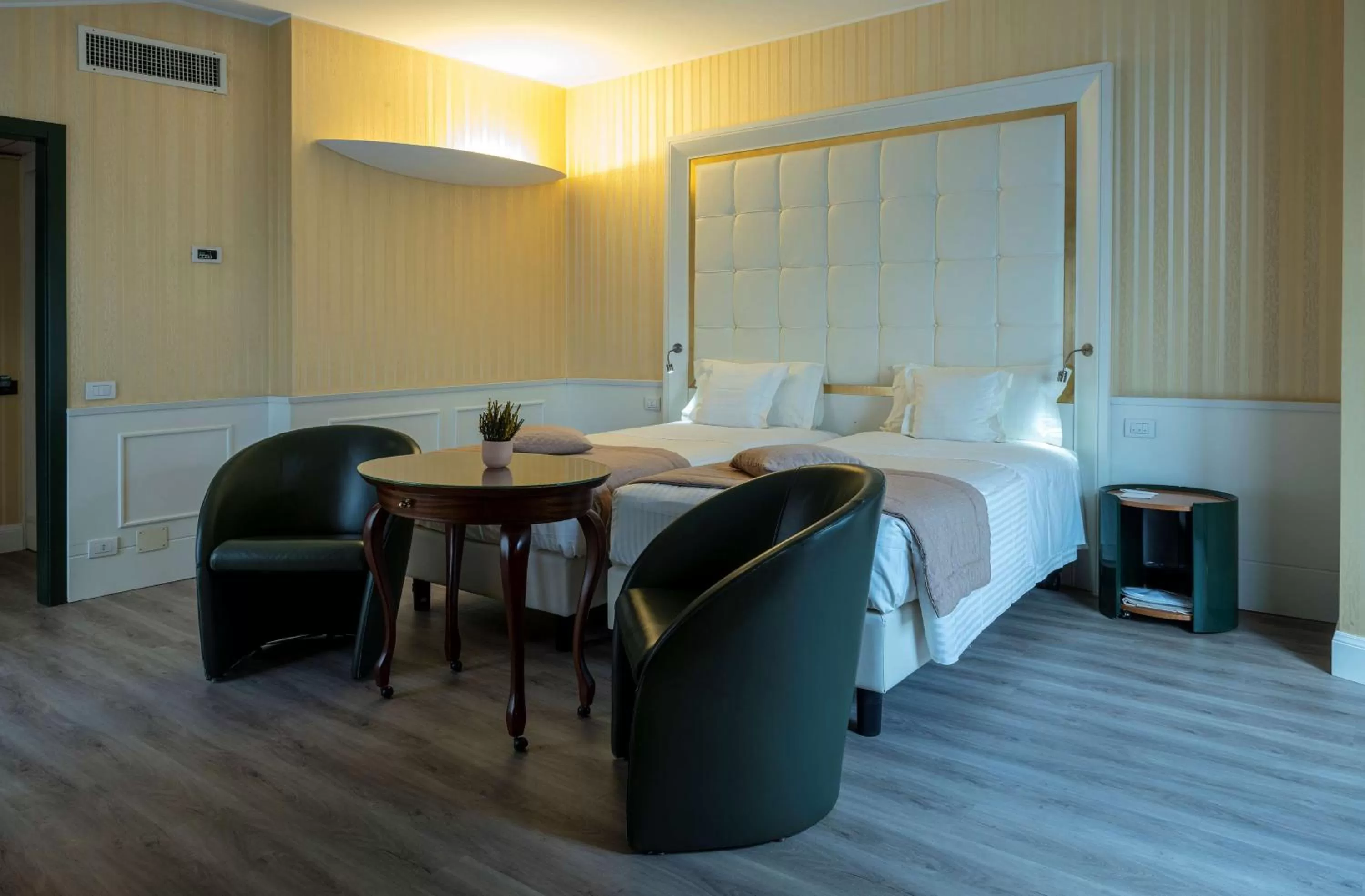 Photo of the whole room, Bed in c-hotels Concorde