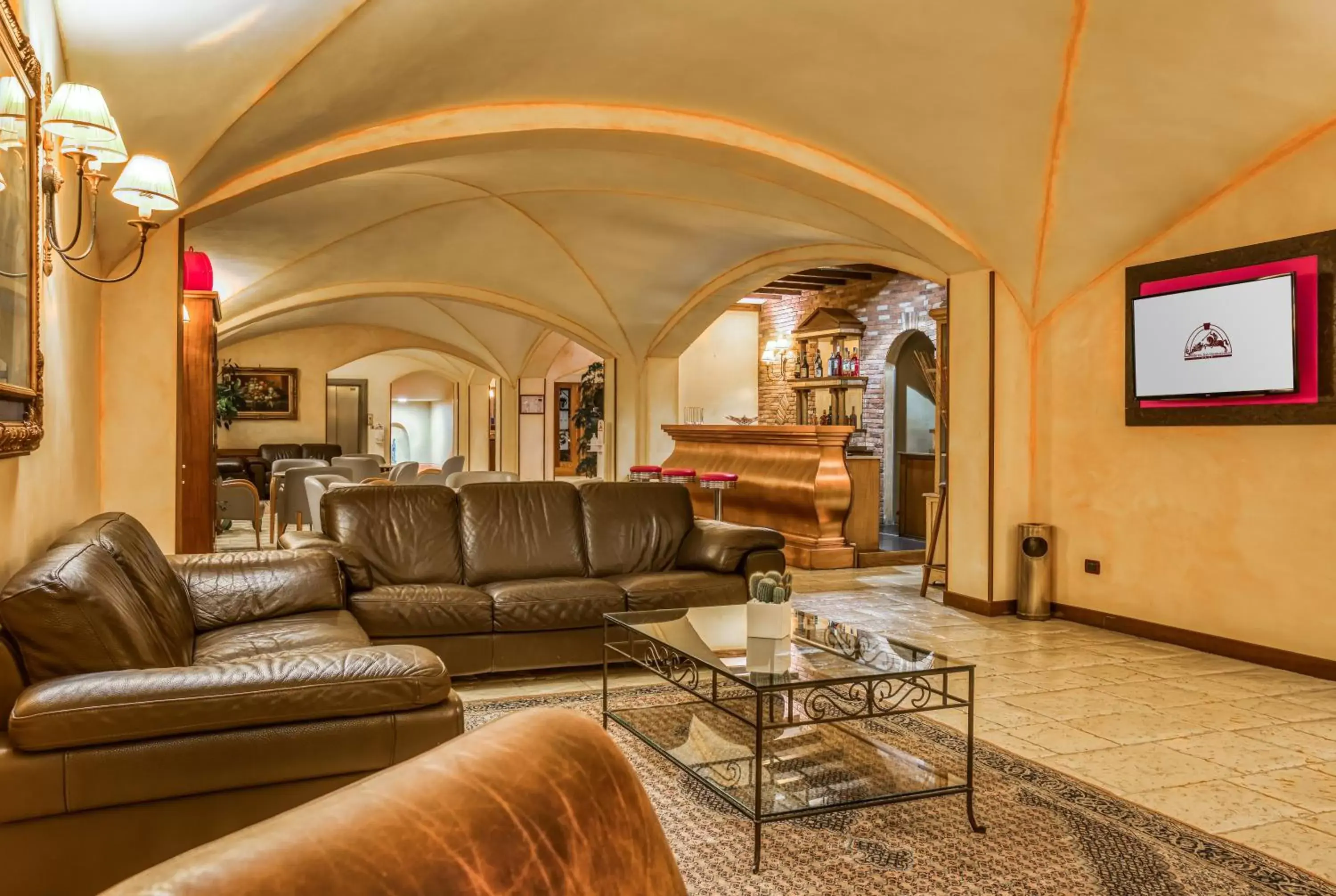 Communal lounge/ TV room, Seating Area in Hotel San Giorgio