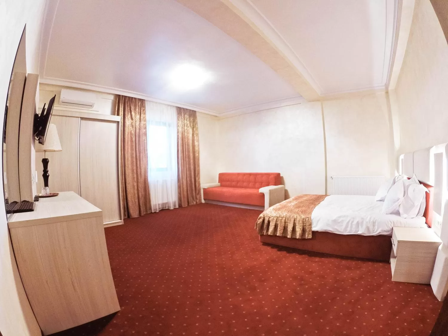 Bedroom, Bed in Le Mer