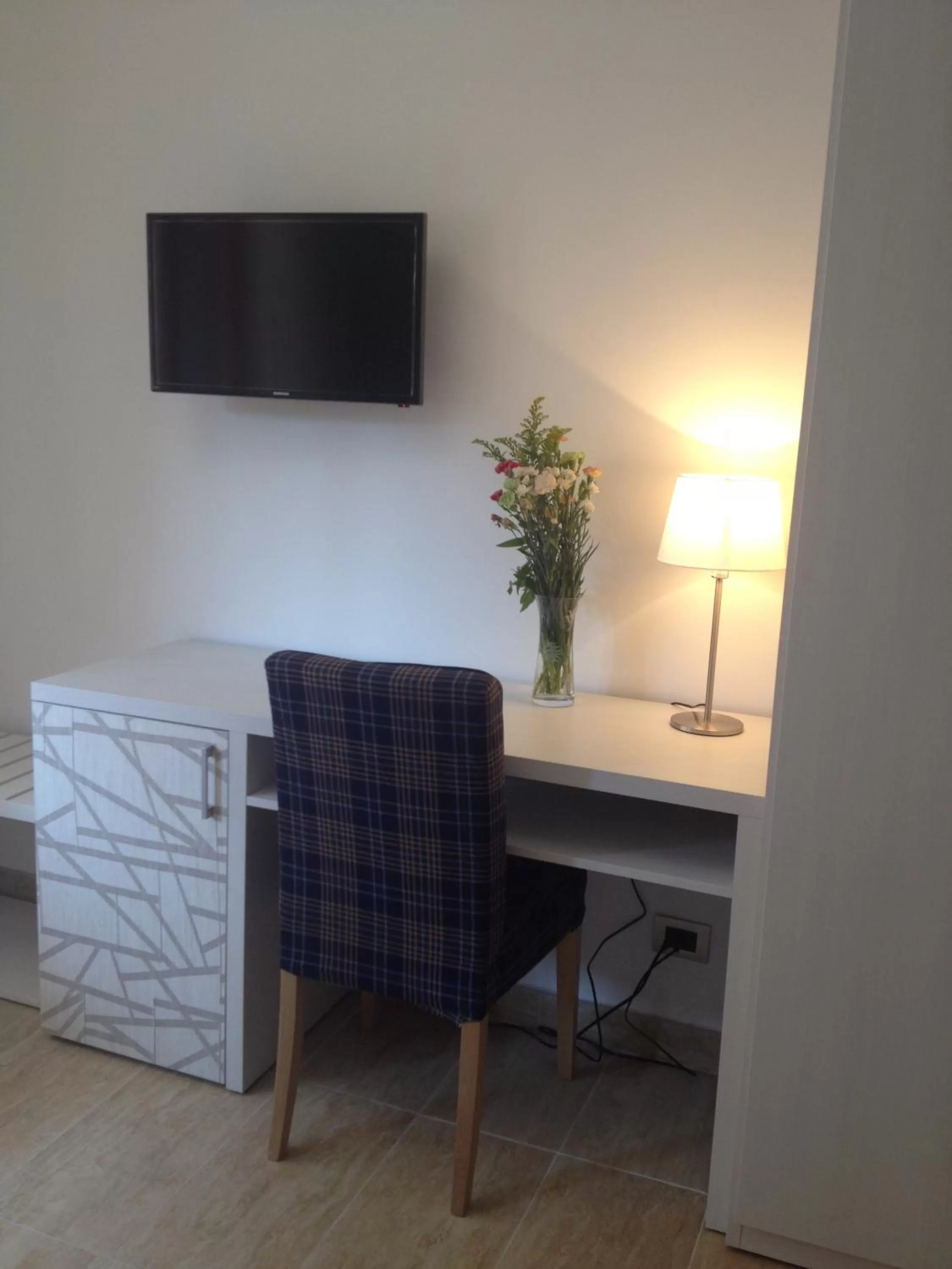 Decorative detail in Trastevere's Friends