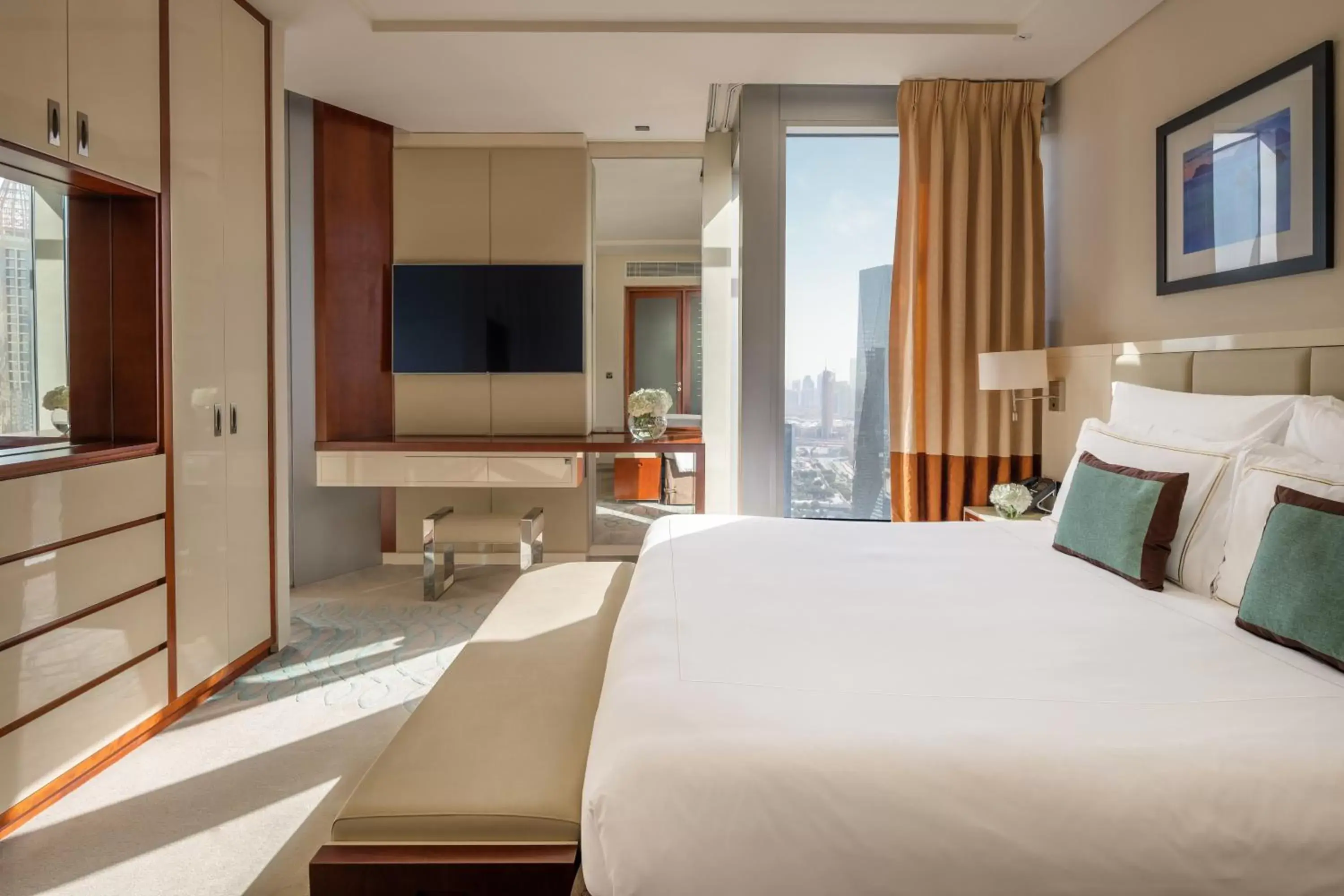 TV and multimedia in Jumeirah Emirates Towers