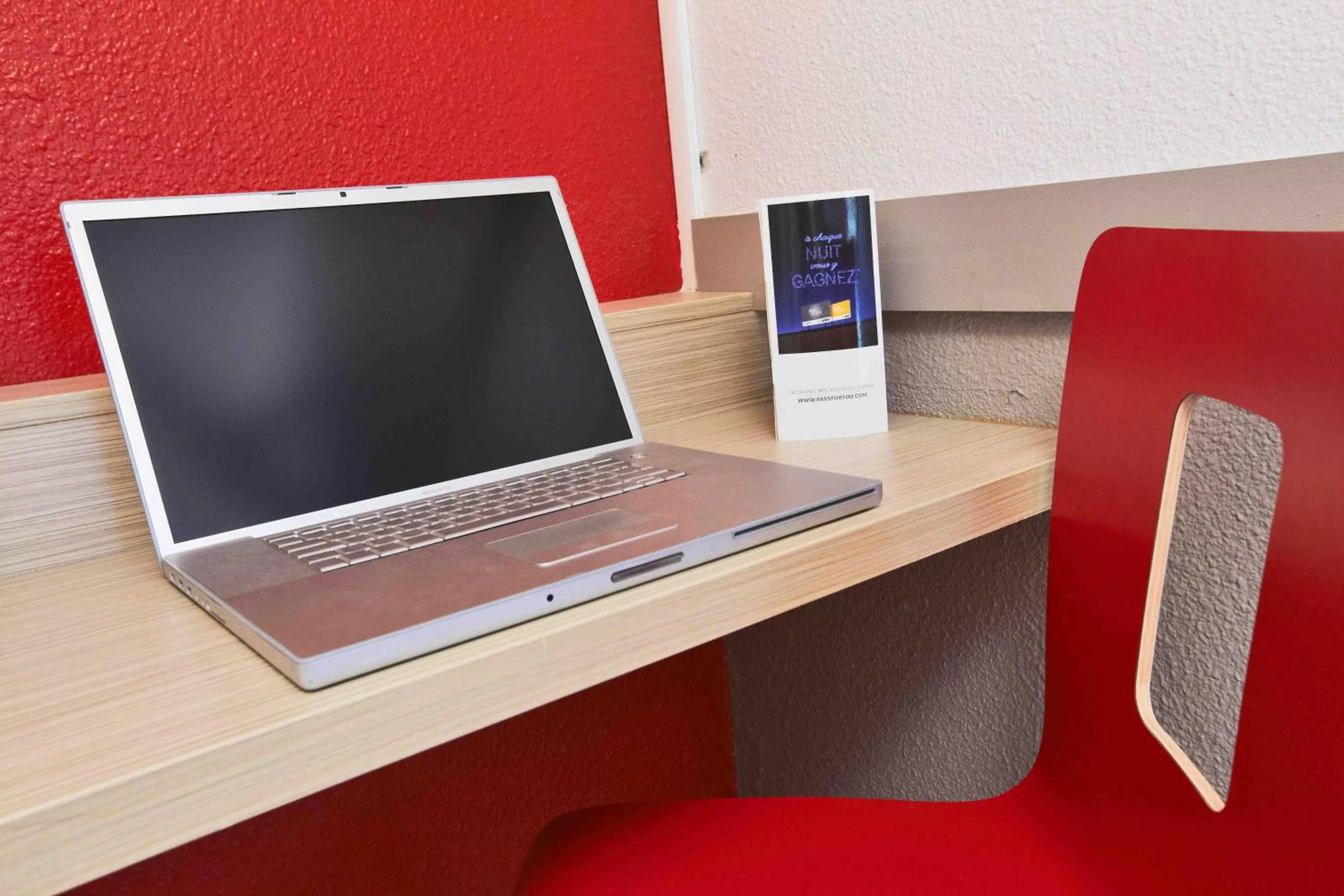 Seating area in Premiere Classe La Rochelle Nord - Puilboreau