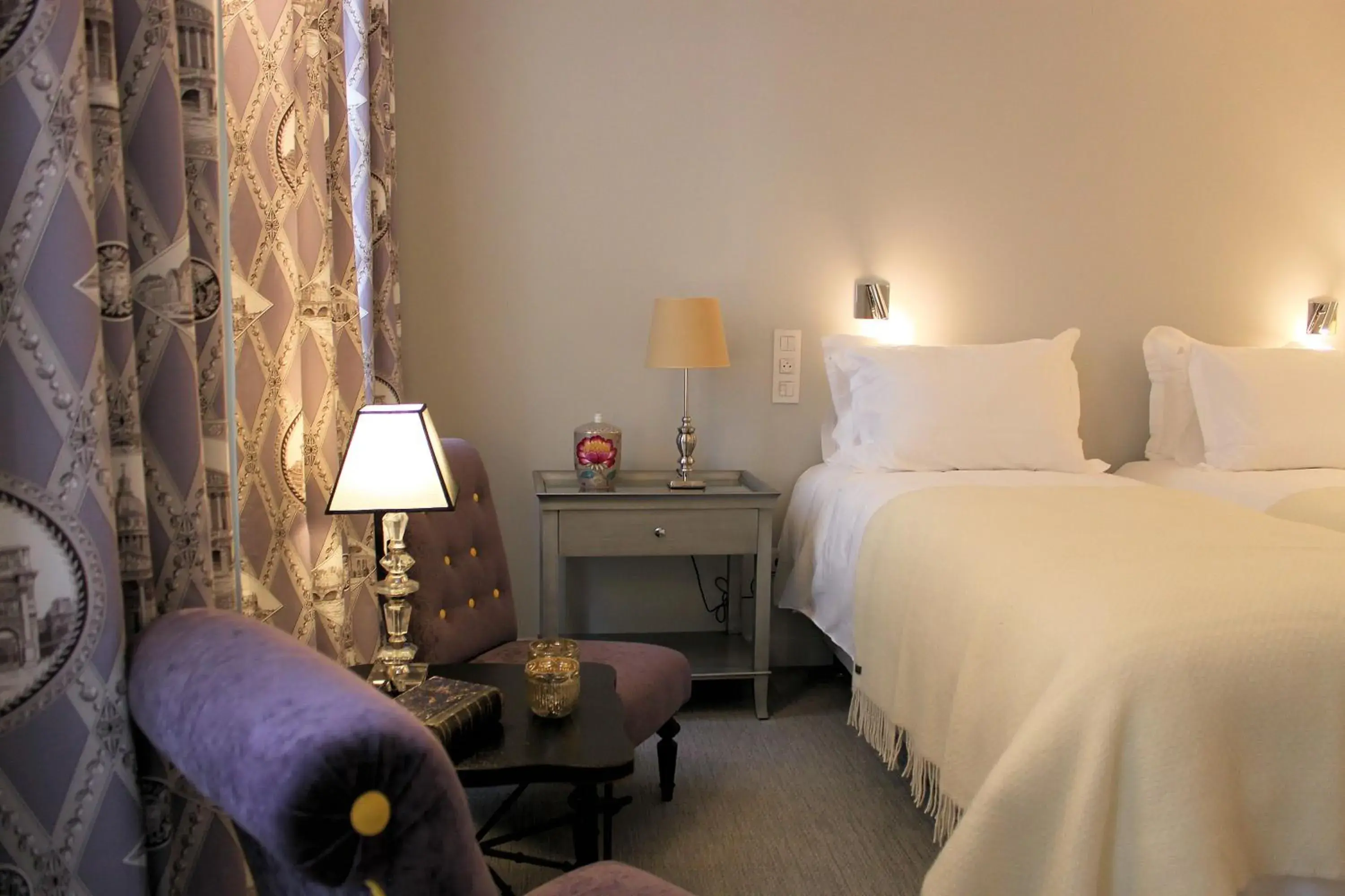 Bed in My Home In Paris Bed in My Home In Paris