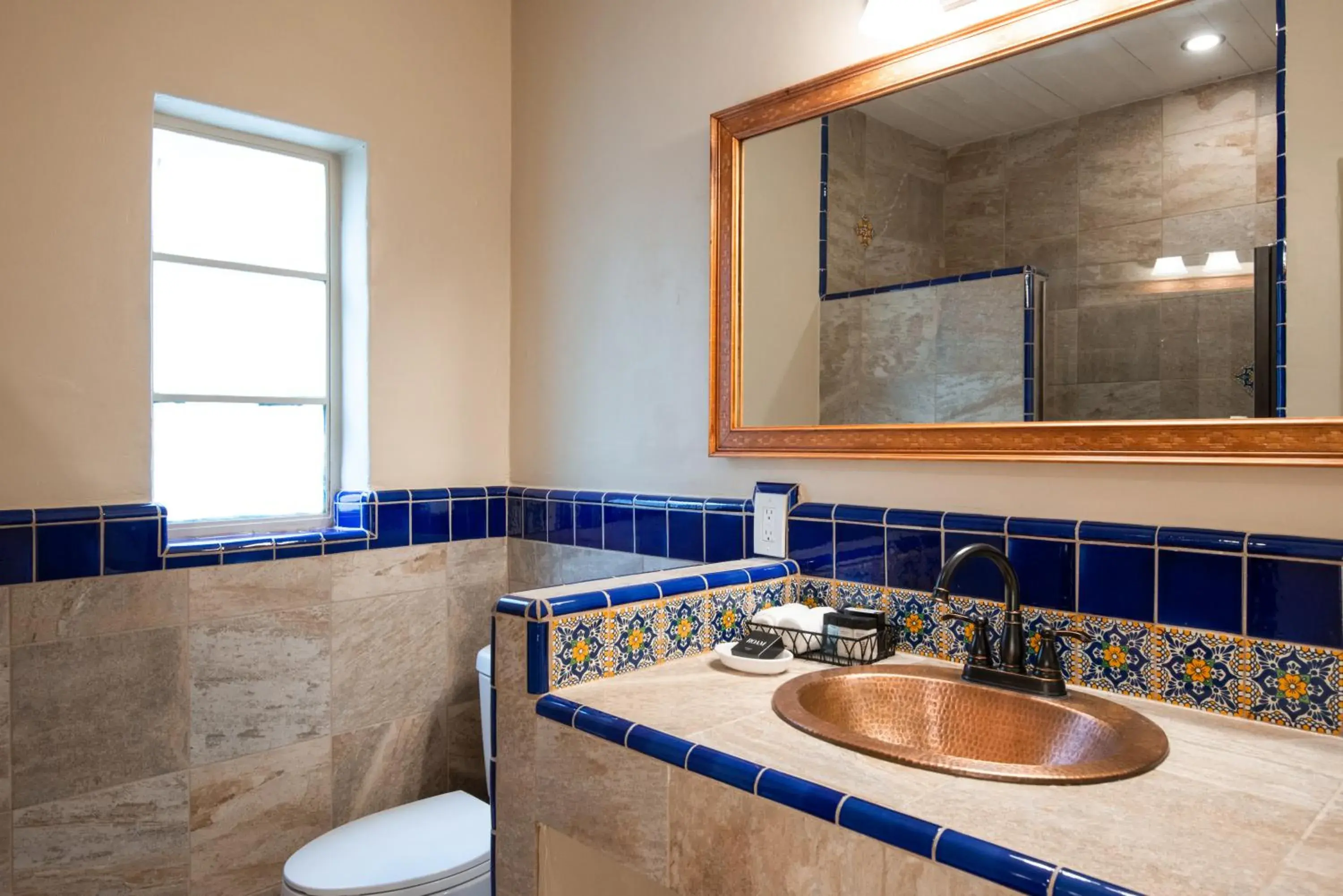 Bathroom in Lodge On The Desert