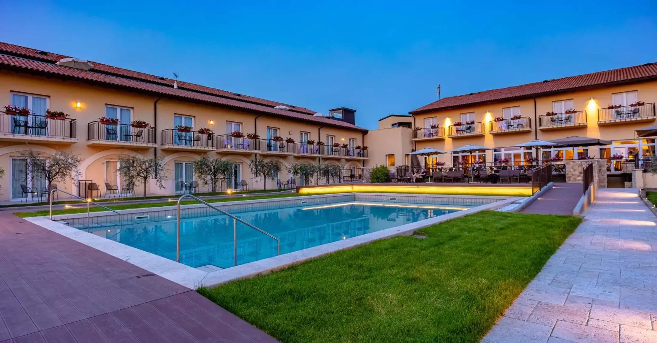 Property building, Swimming Pool in Leonardo Hotel Lago di Garda - Wellness and Spa