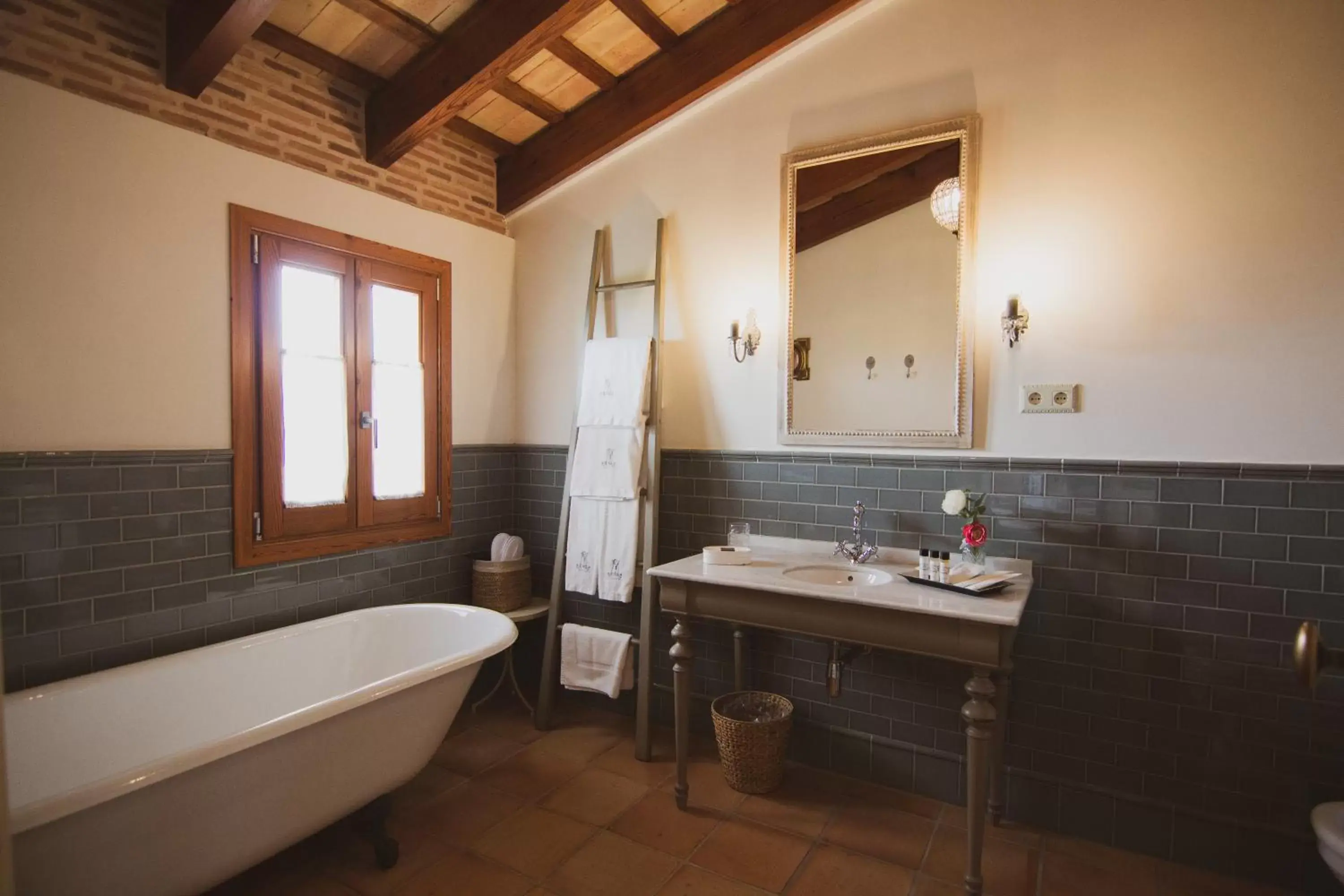 Superior Double or Twin Room - single occupancy in La Mozaira Superior Double or Twin Room - single occupancy in La Mozaira