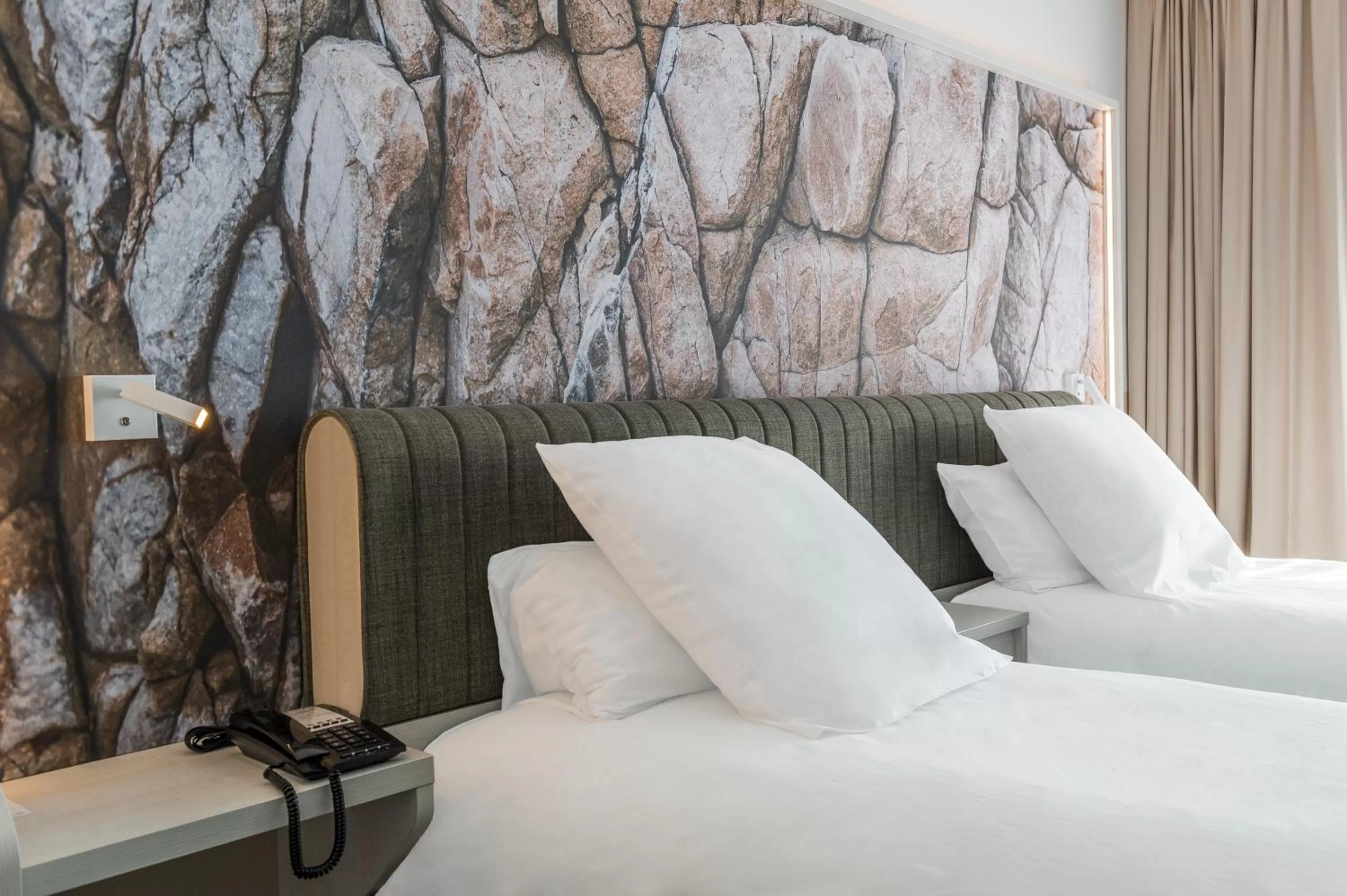 Bedroom, Bed in Mercure Hotel & Spa Bastia Biguglia