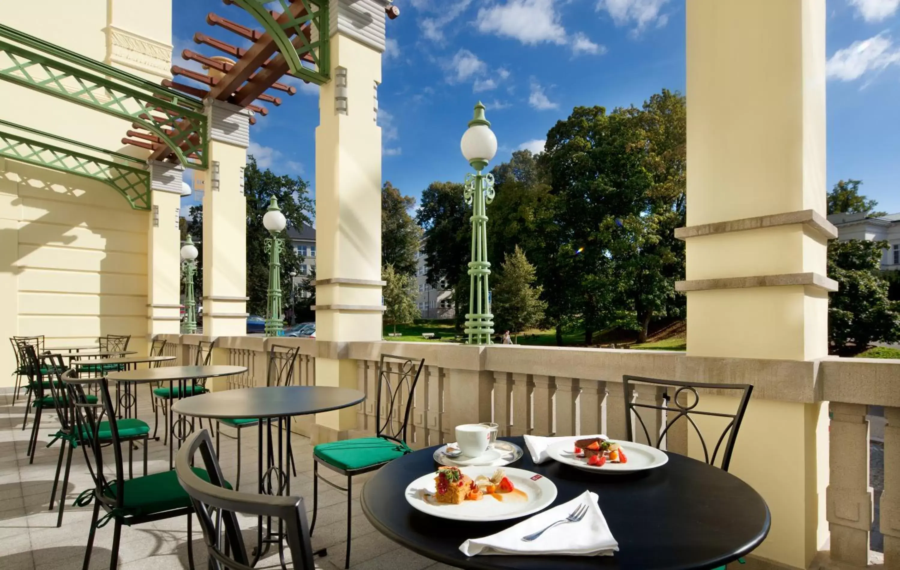 Restaurant/places to eat in Clarion Grandhotel Zlaty Lev Restaurant/places to eat in Clarion Grandhotel Zlaty Lev