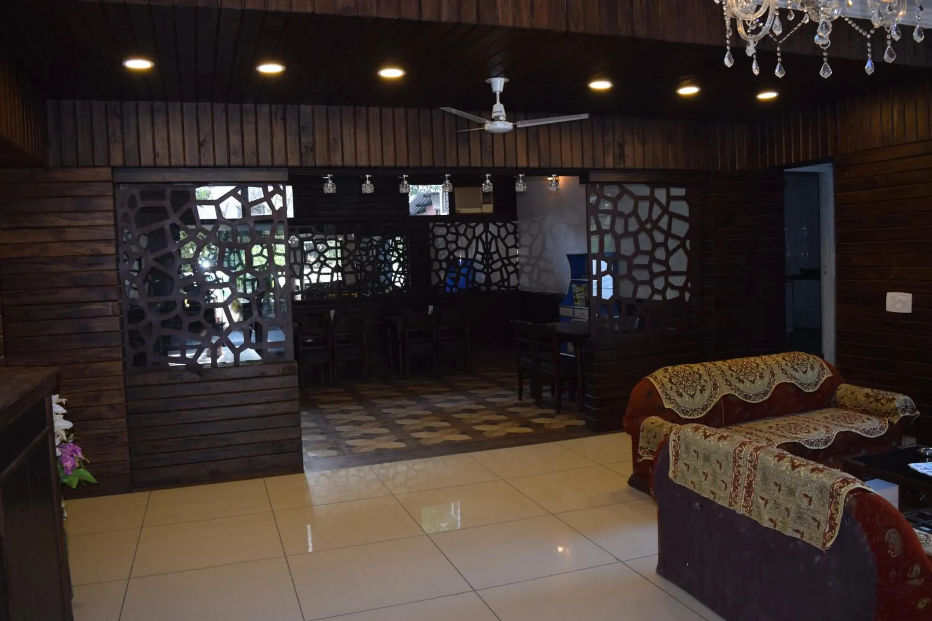 Restaurant/places to eat, Lobby/Reception in Hotel Moksha (Previously Raj Deep)