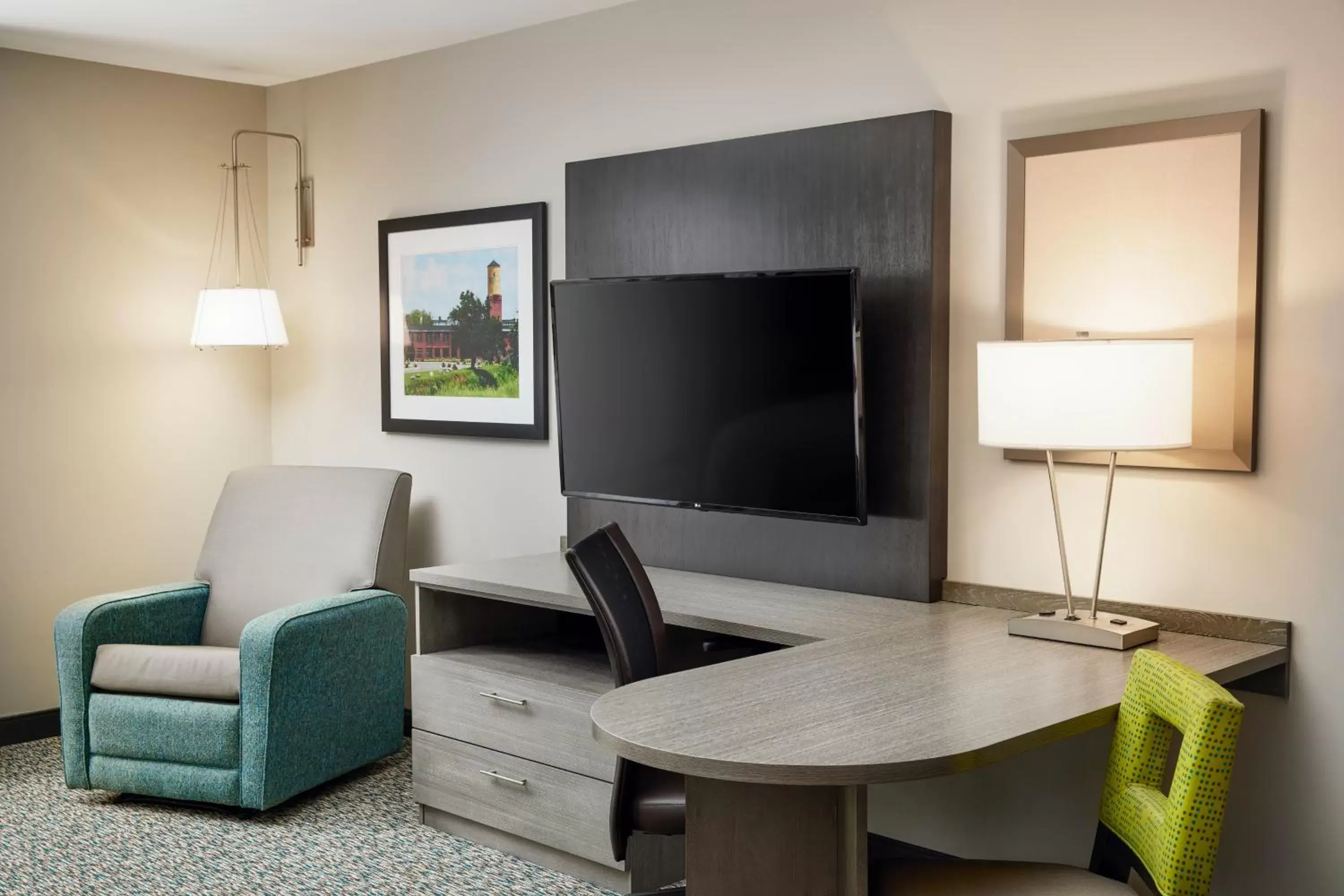 Queen Studio Suite - Hearing Accessible/ Non-Smoking in Candlewood Suites - Lebanon, an IHG Hotel