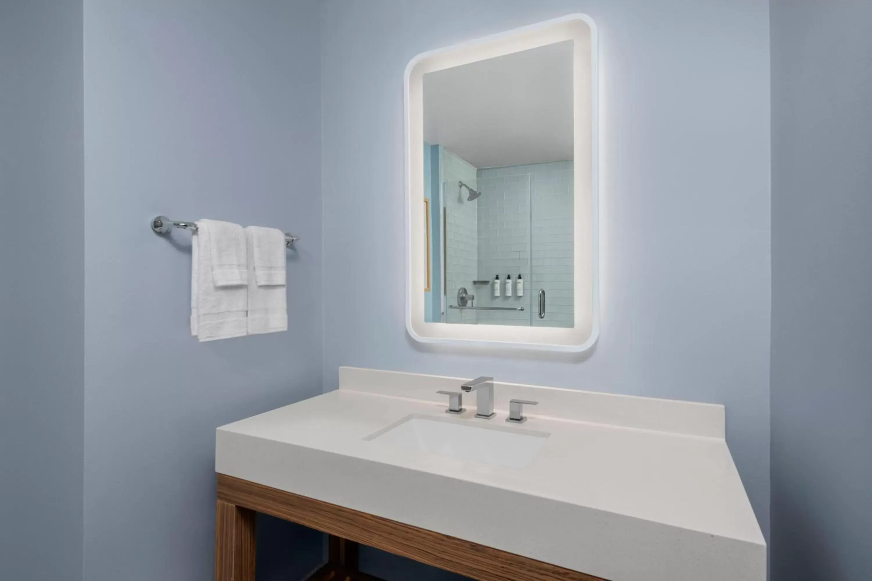 Bathroom in Catalina Canyon Inn